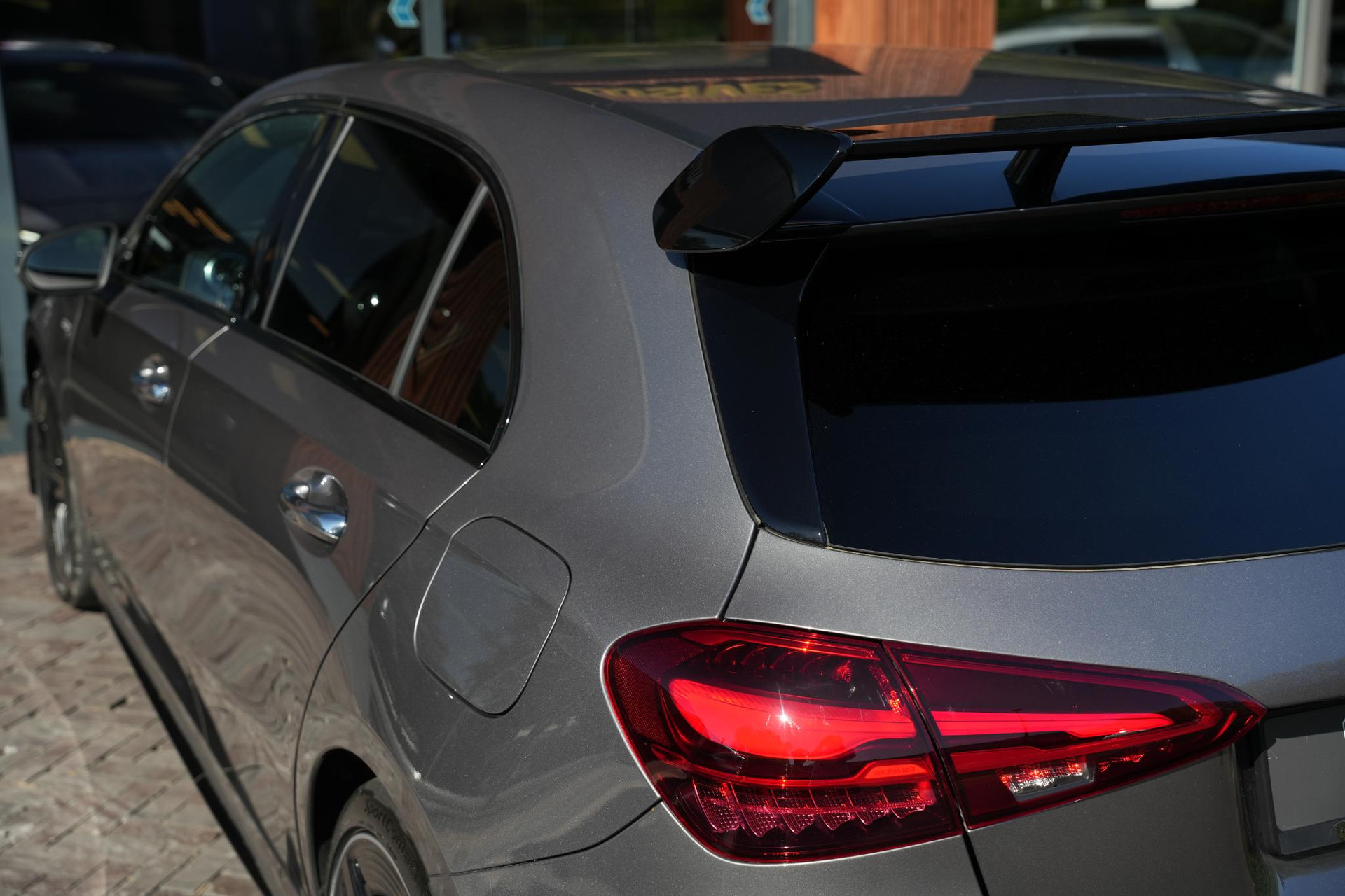 Mercedes-Benz A-Klasse AMG 35 4MATIC 2025 Mountain gray - metallic finish (787U) 11