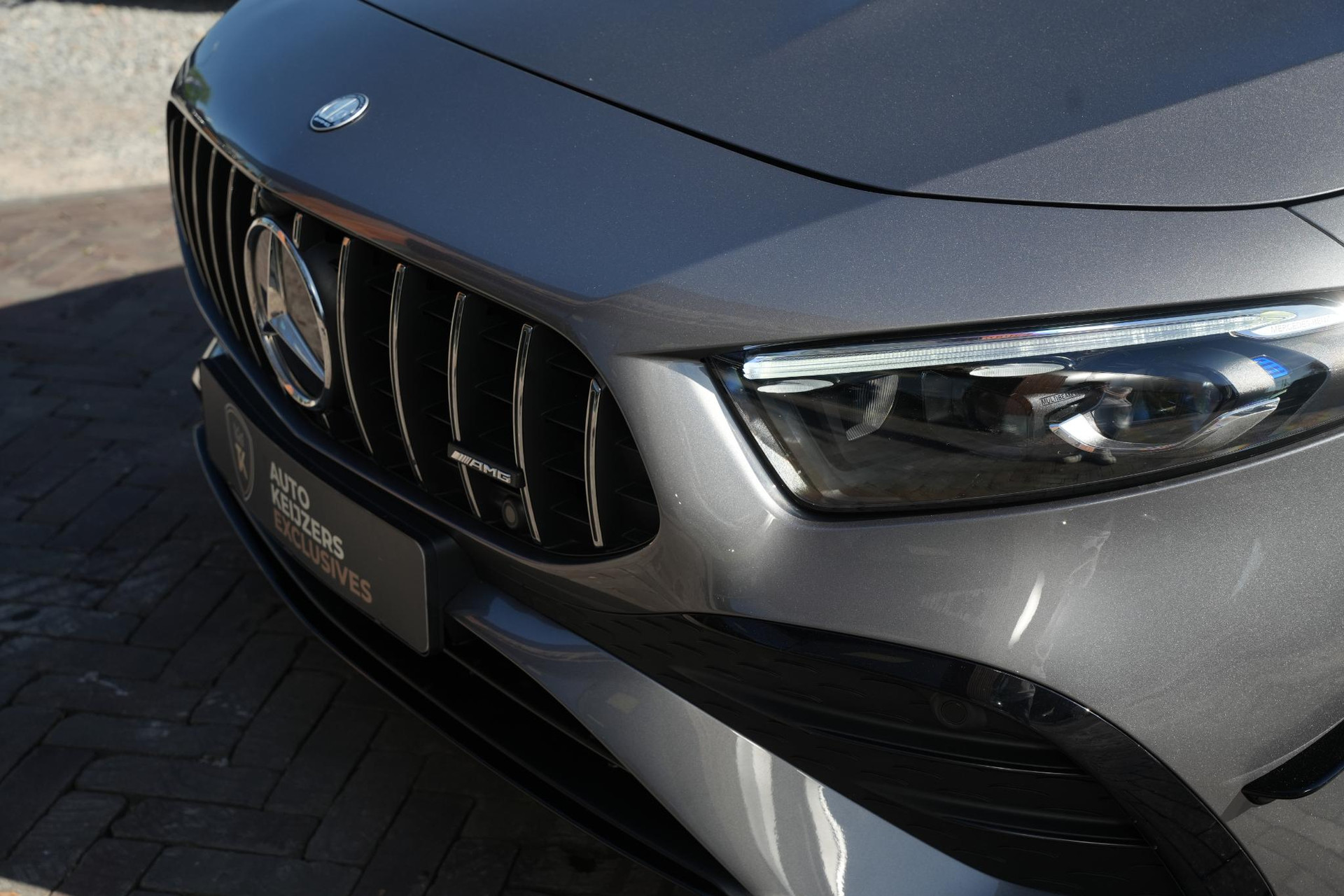 Mercedes-Benz A-Klasse AMG 35 4MATIC 2025 Mountain gray - metallic finish (787U) 33
