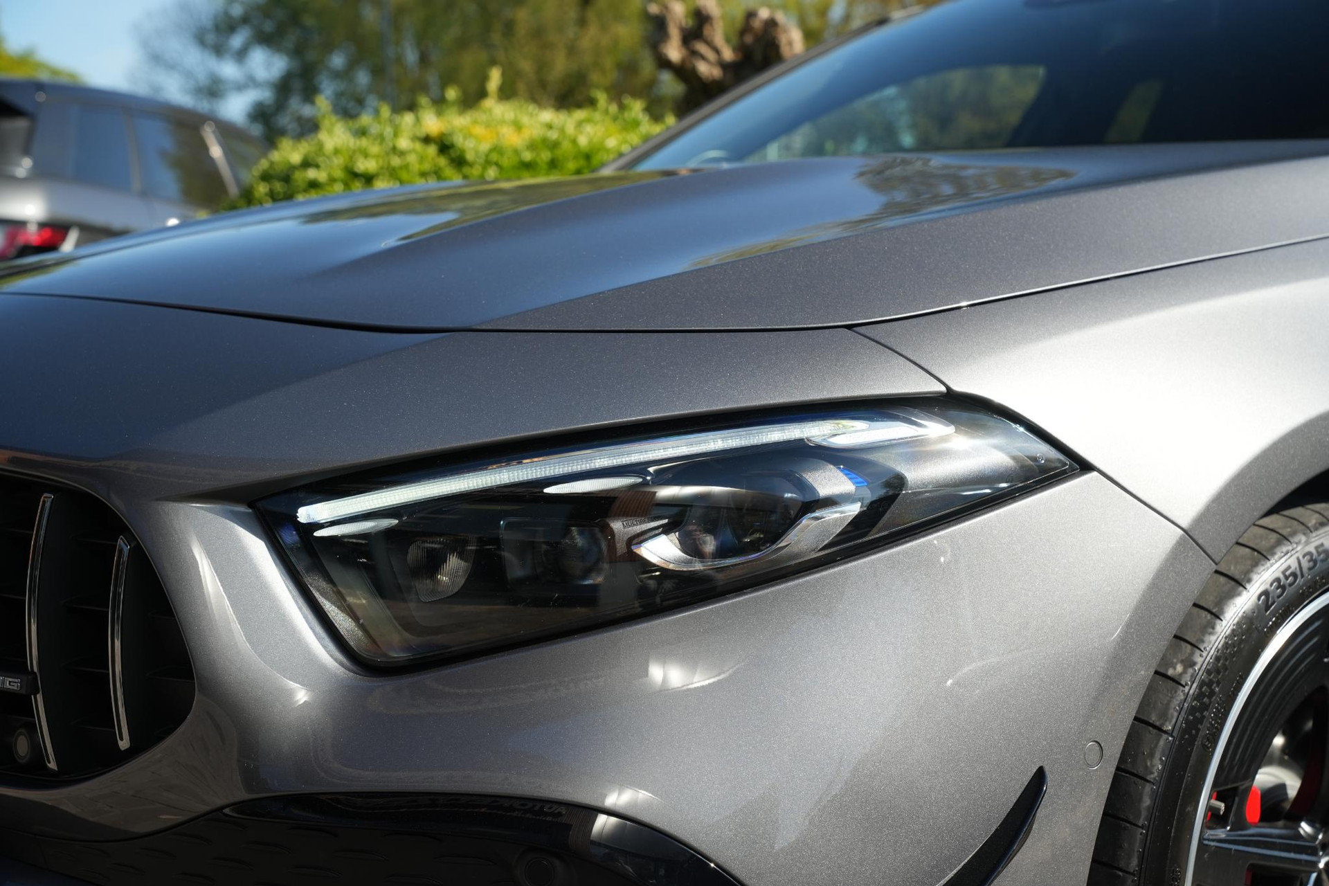 Mercedes-Benz A-Klasse AMG 35 4MATIC 2025 Mountain gray - metallic finish (787U) 34