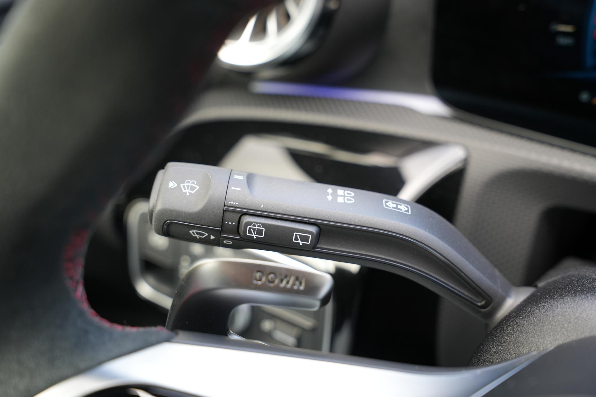Mercedes-Benz A-Klasse AMG 35 4MATIC 2025 Mountain gray - metallic finish (787U) 55