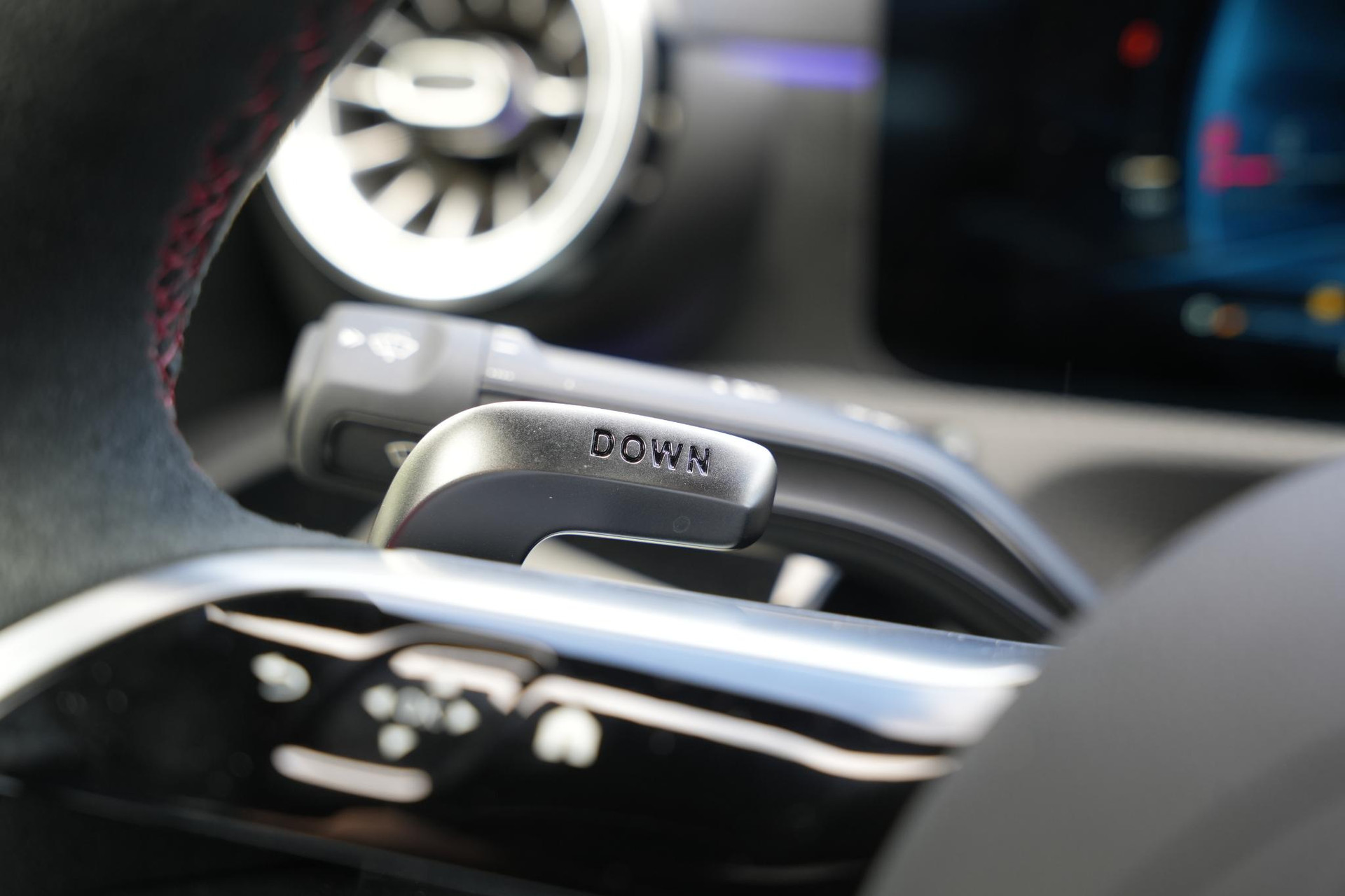 Mercedes-Benz A-Klasse AMG 35 4MATIC 2025 Mountain gray - metallic finish (787U) 58