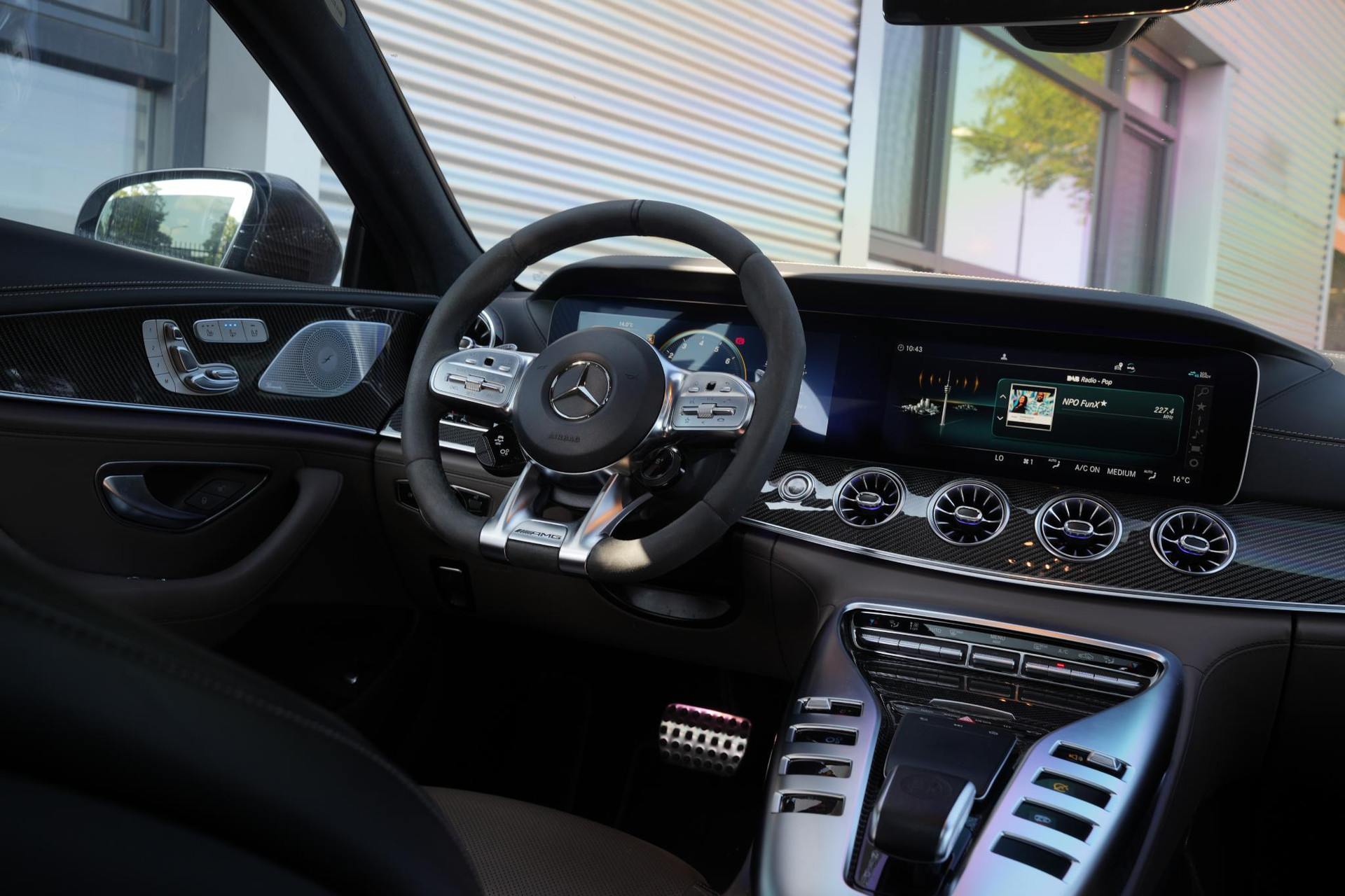 Mercedes-Benz AMG GT 4-Door Coupe AMG 63 S 4MATIC+ 2019 IRIDIUM SILVER - METALLIC FINISH (775U) 2