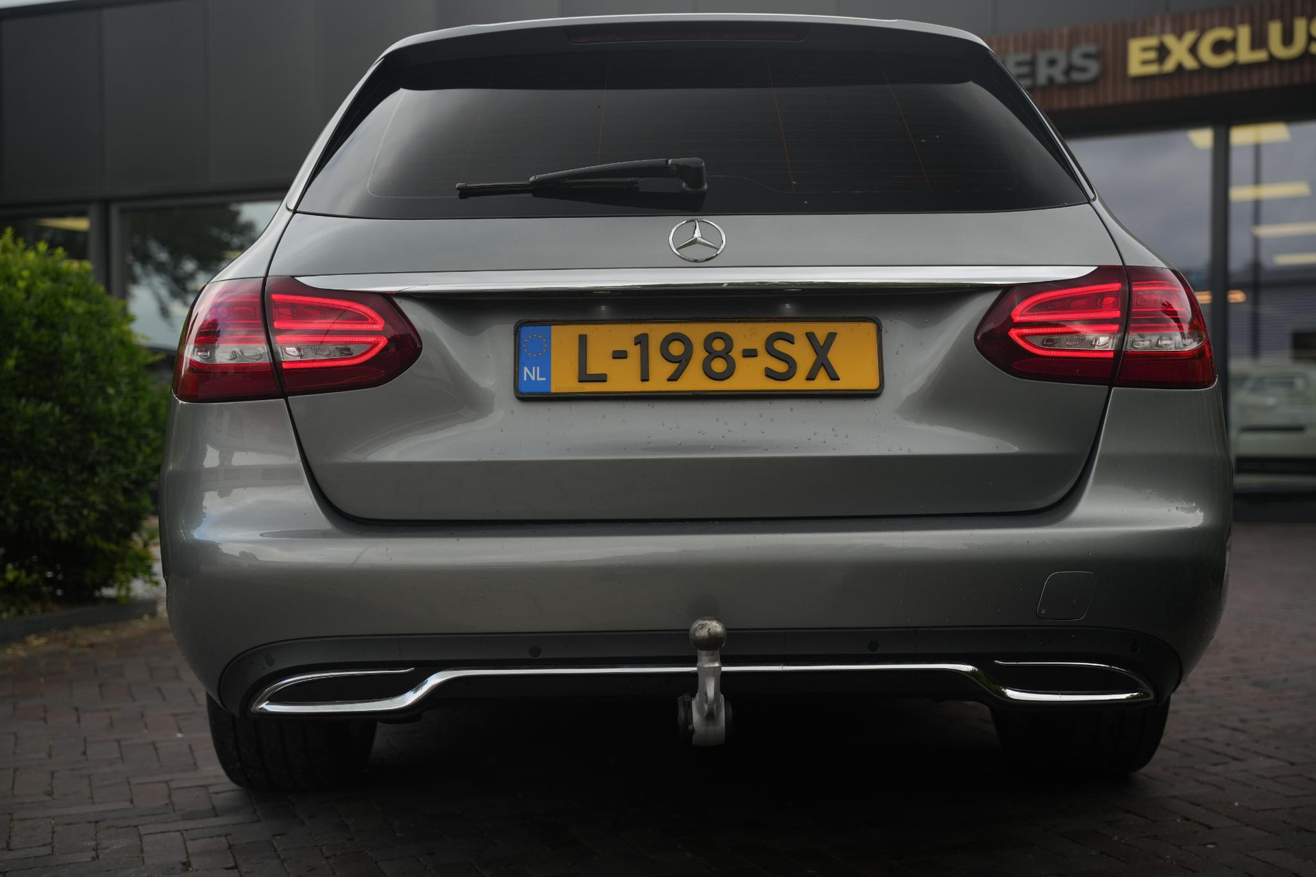Mercedes-Benz C-Klasse Estate 180 2015 PALLADIUM SILVER METALLIC PAINT (792U) 8