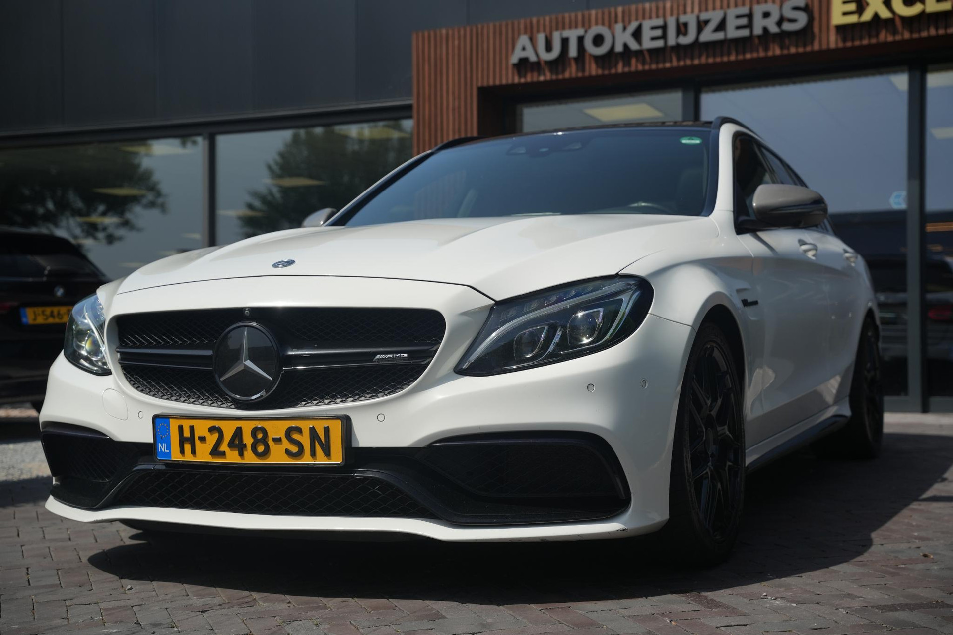 Mercedes-Benz C-Klasse Estate AMG 63 2016  10