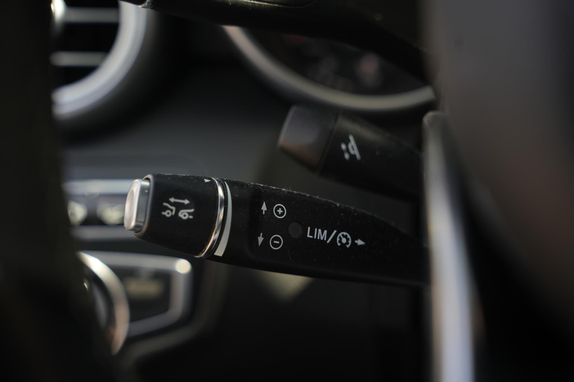 Mercedes-Benz C-Klasse Estate AMG 63 2016  23