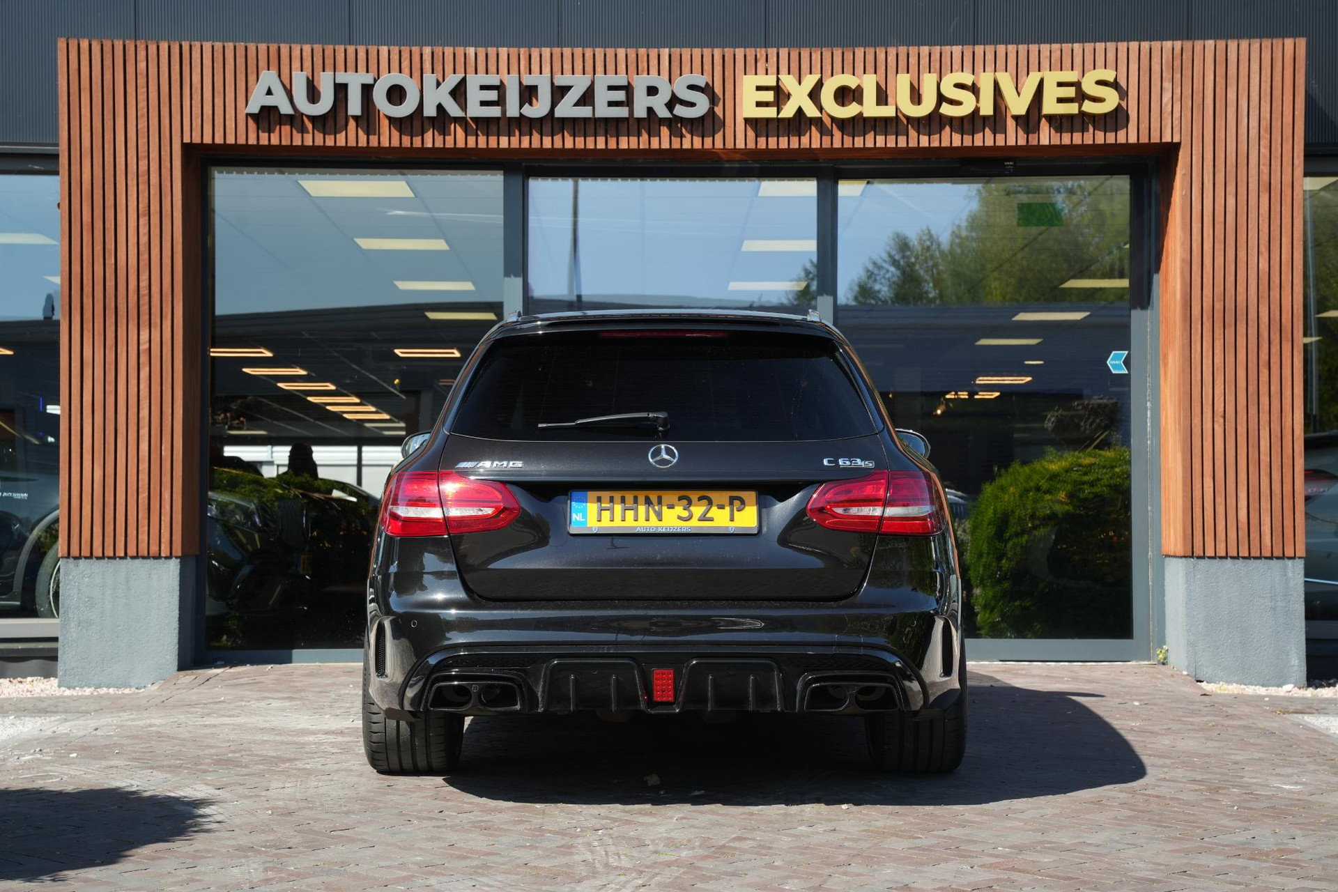 Mercedes-Benz C-Klasse Estate AMG 63 476PK 2015 OBSIDIAN BLACK (197U) 12