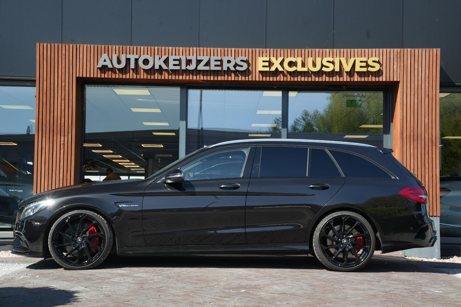 Mercedes-Benz C-Klasse Estate AMG 63 476PK 2015 OBSIDIAN BLACK (197U) 4