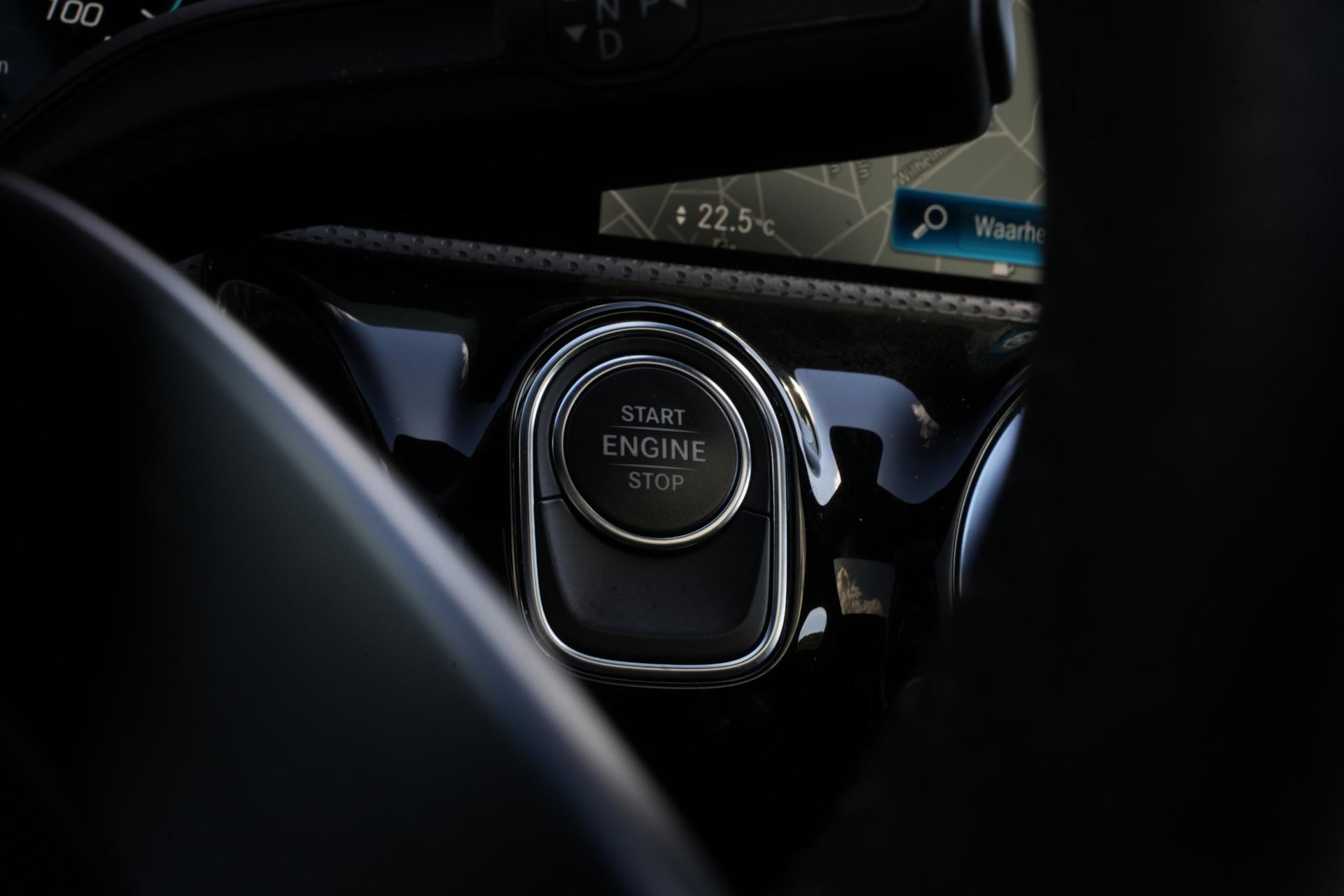 Mercedes-Benz CLA-Klasse Shooting Brake 250 e Premium Plus 2021 IRIDIUM SILVER - METALLIC FINISH (775U) 27