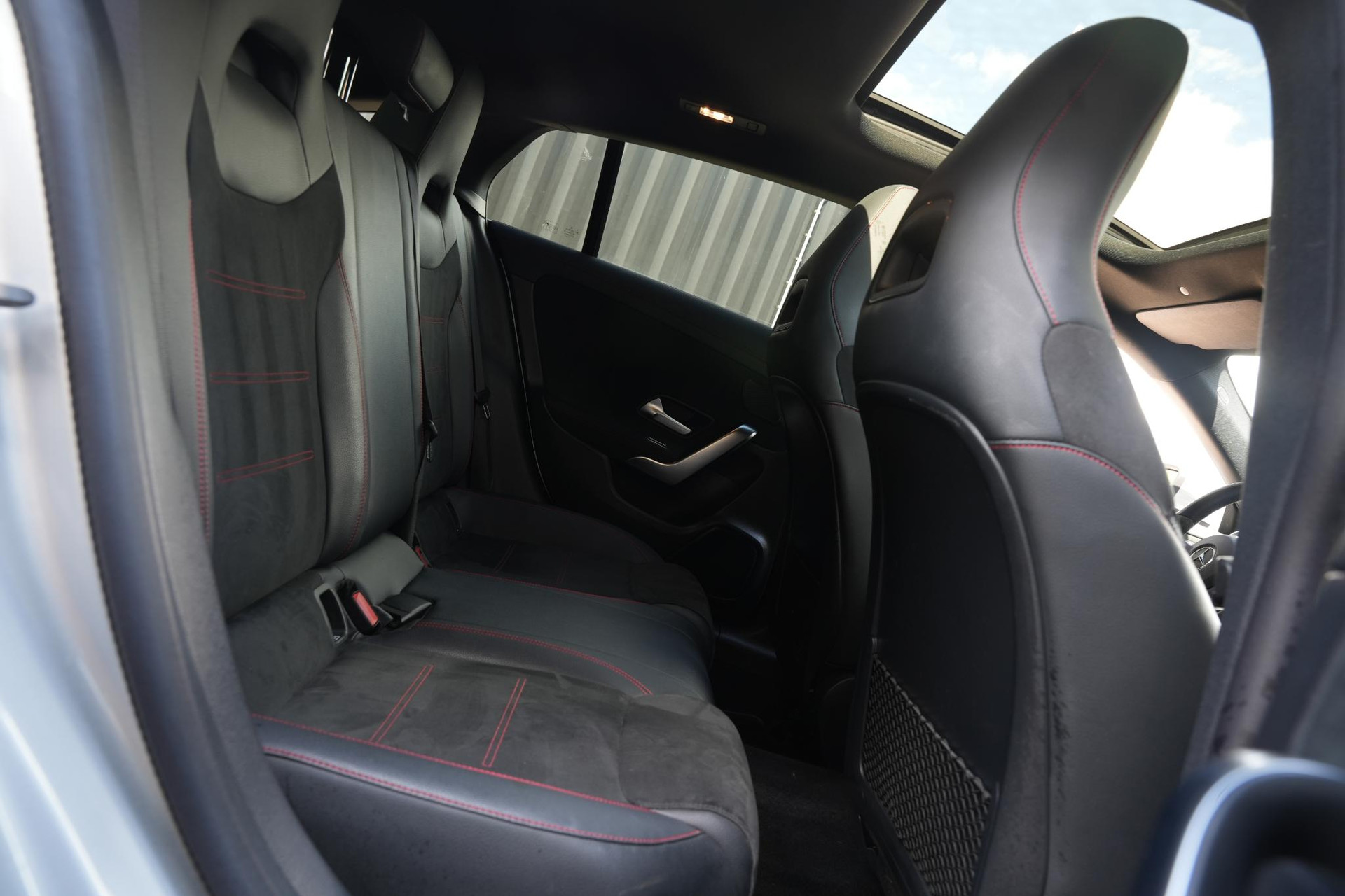 Mercedes-Benz CLA-Klasse Shooting Brake 250 e Premium Plus 2021 IRIDIUM SILVER - METALLIC FINISH (775U) 41