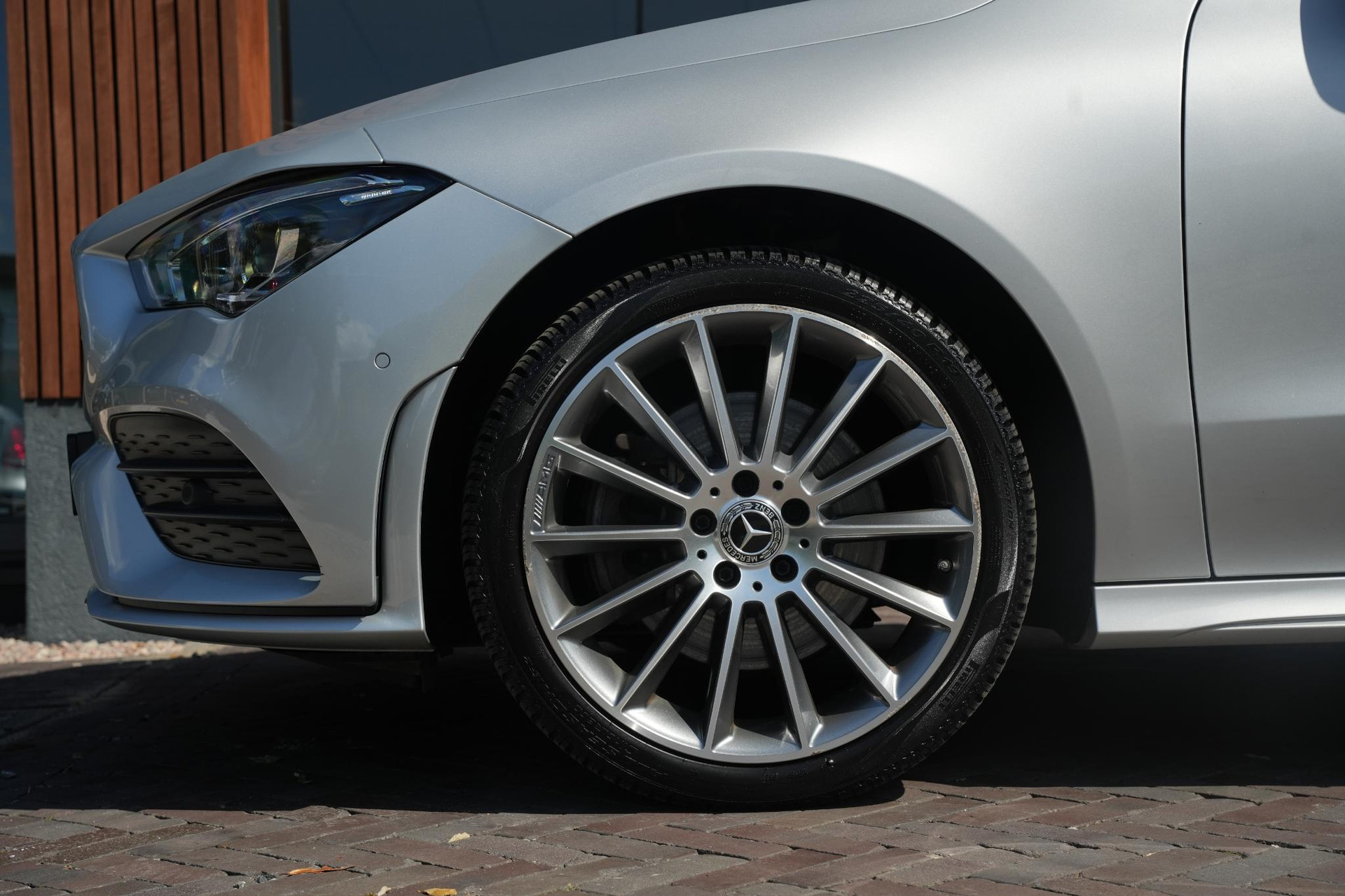 Mercedes-Benz CLA-Klasse Shooting Brake 250 e Premium Plus 2021 IRIDIUM SILVER - METALLIC FINISH (775U) 6