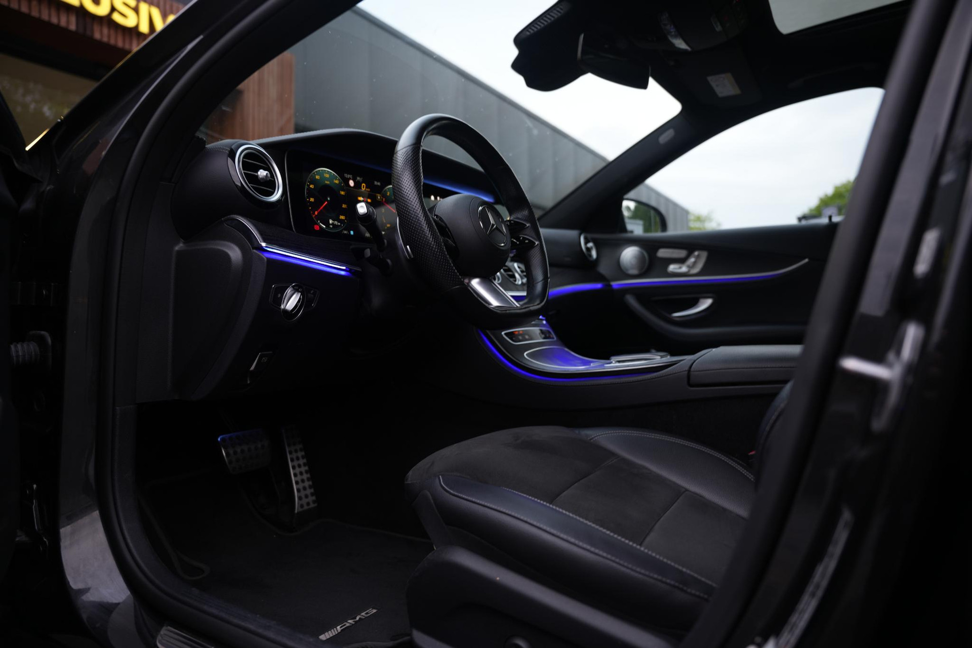 Mercedes-Benz E-Klasse 300 de Business Solution Luxury 2020  6