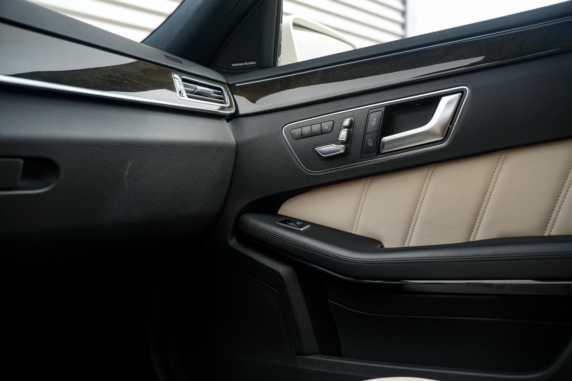 Mercedes-Benz E-Klasse Estate AMG 63 S 4MATIC 2014  24