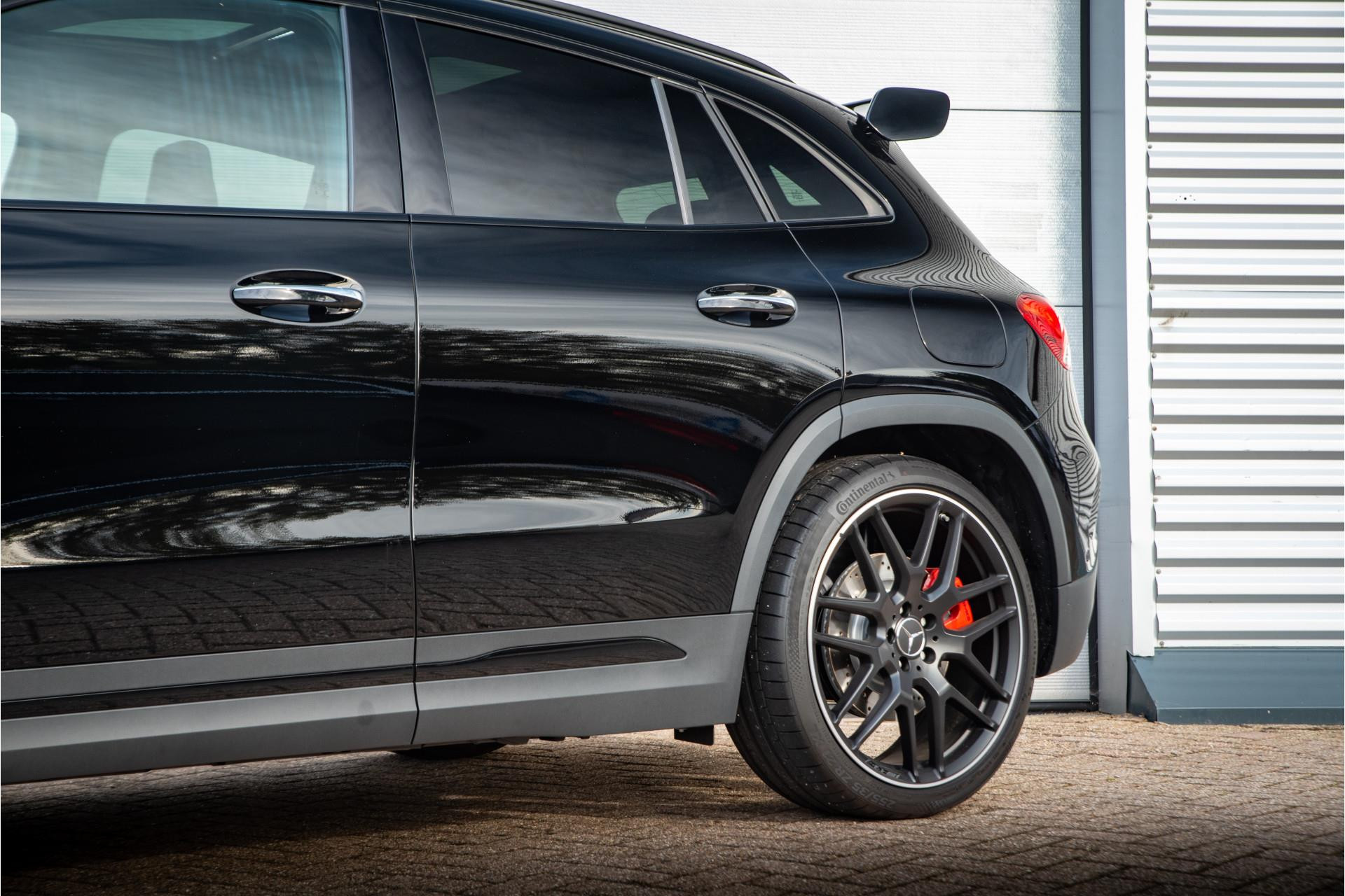 Mercedes-Benz GLA AMG 45 S 4MATIC+ 2024  35