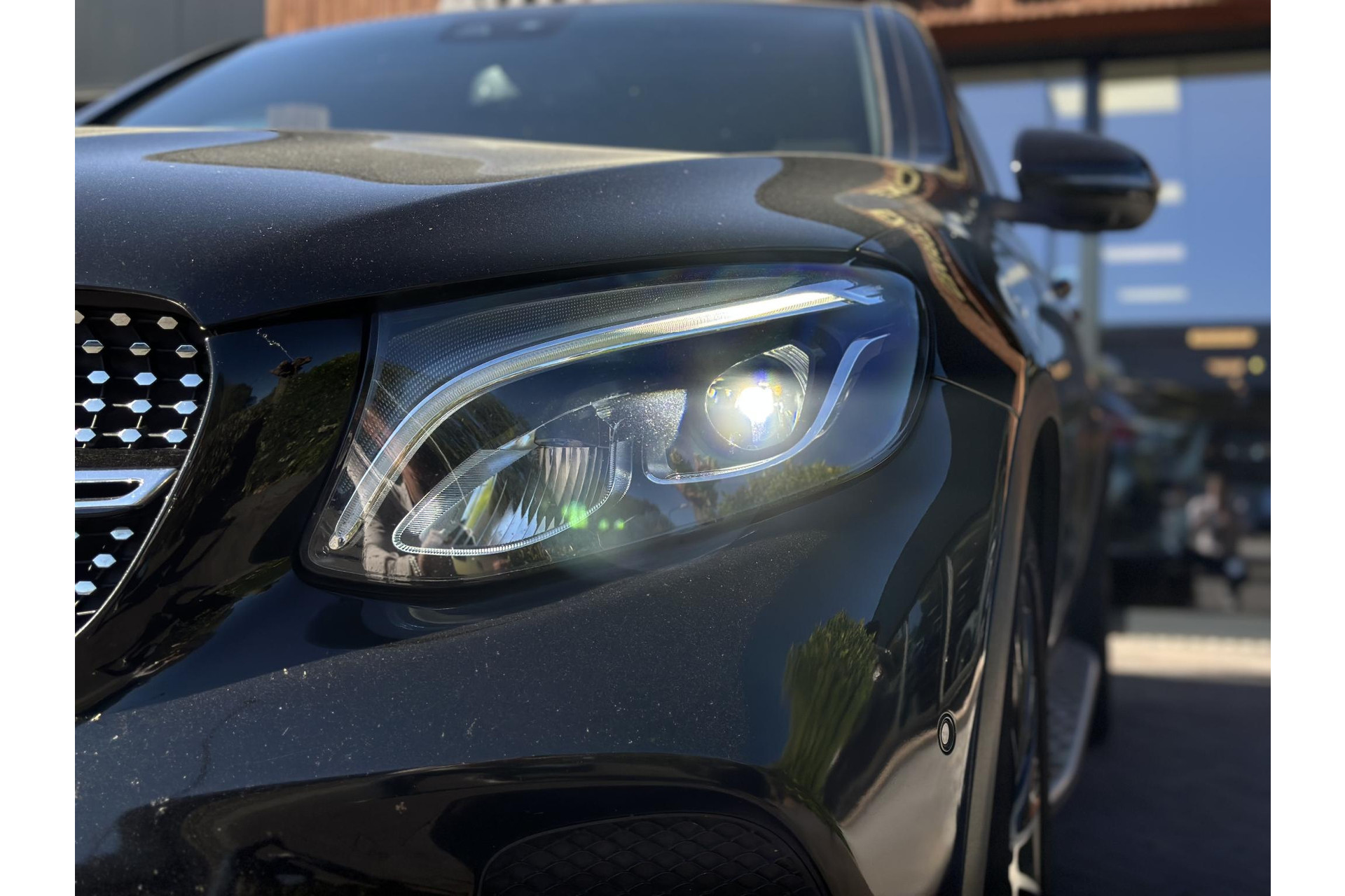 Mercedes-Benz GLC Coupé 250 4MATIC Premium Plus 2017 OBSIDIAN BLACK (197U) 8