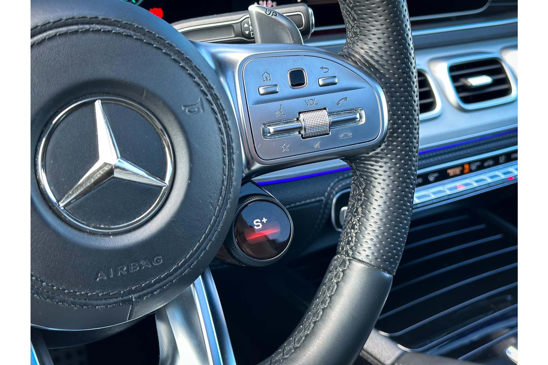 Mercedes-Benz GLE Coupé AMG 53 4MATIC+ Ultimate 2020  22