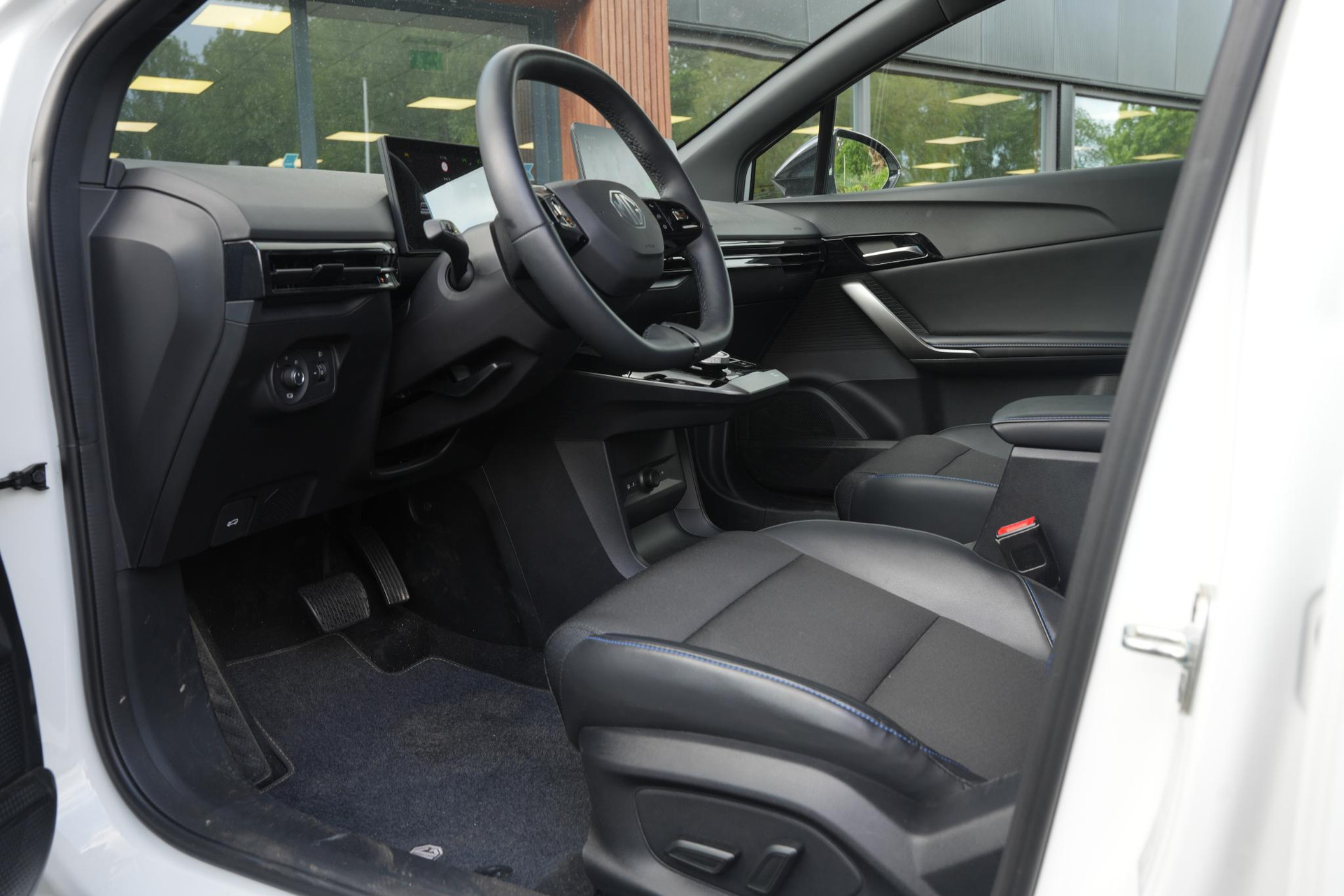 MG Mg4 electric Comfort 64 kWh 2023  19