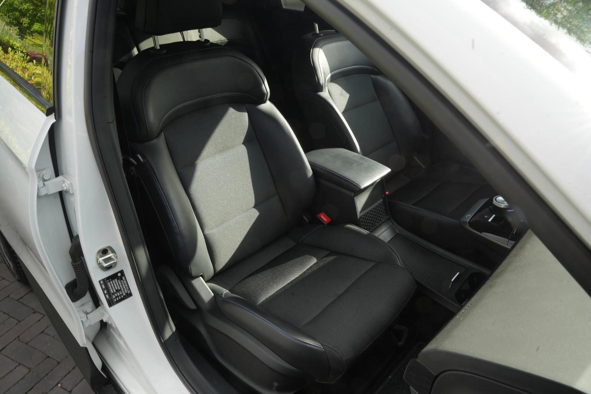 MG Mg4 electric Comfort 64 kWh 2023  37