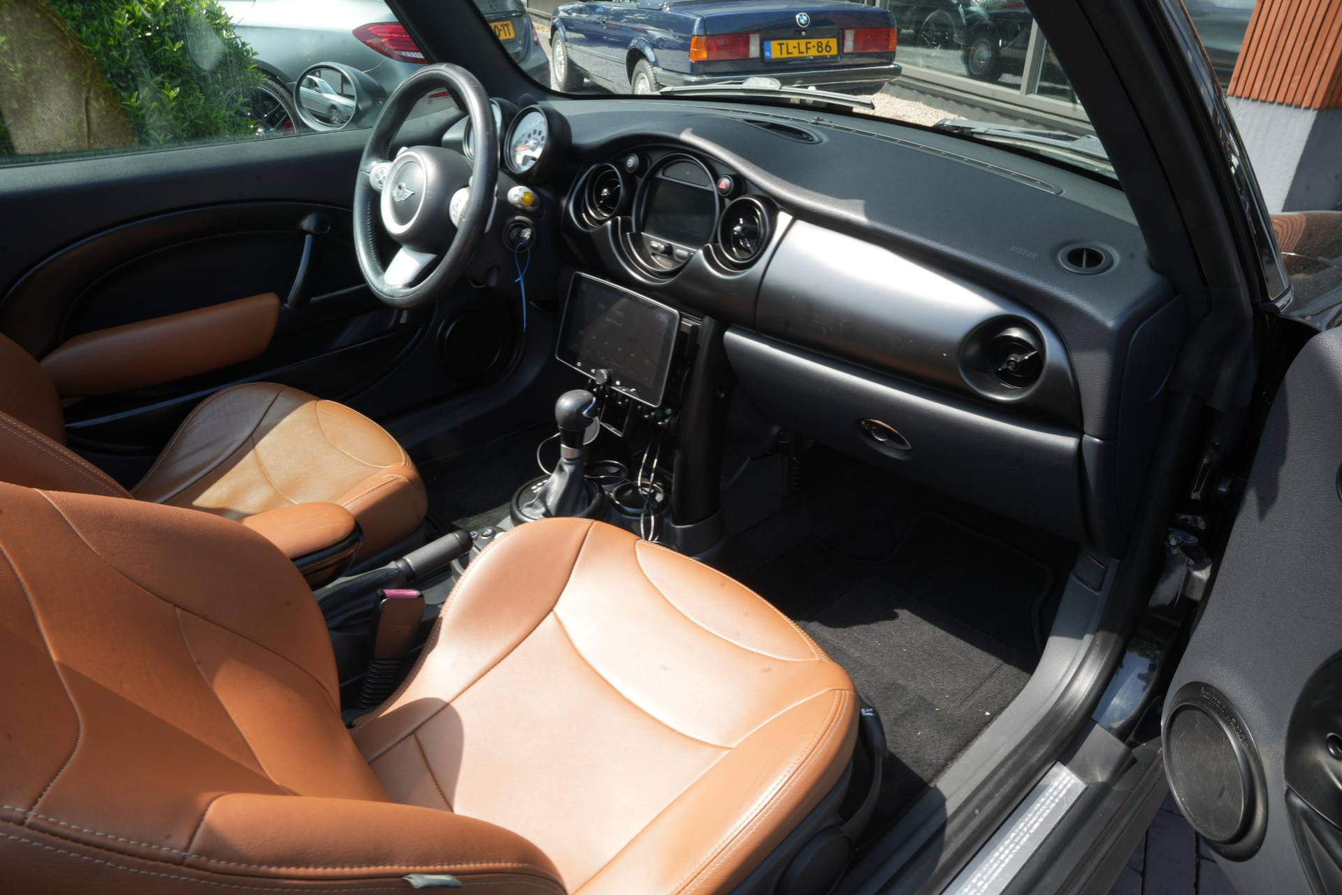 MINI Cabrio 1.6 Cooper S Chili 2005 Black ii  16