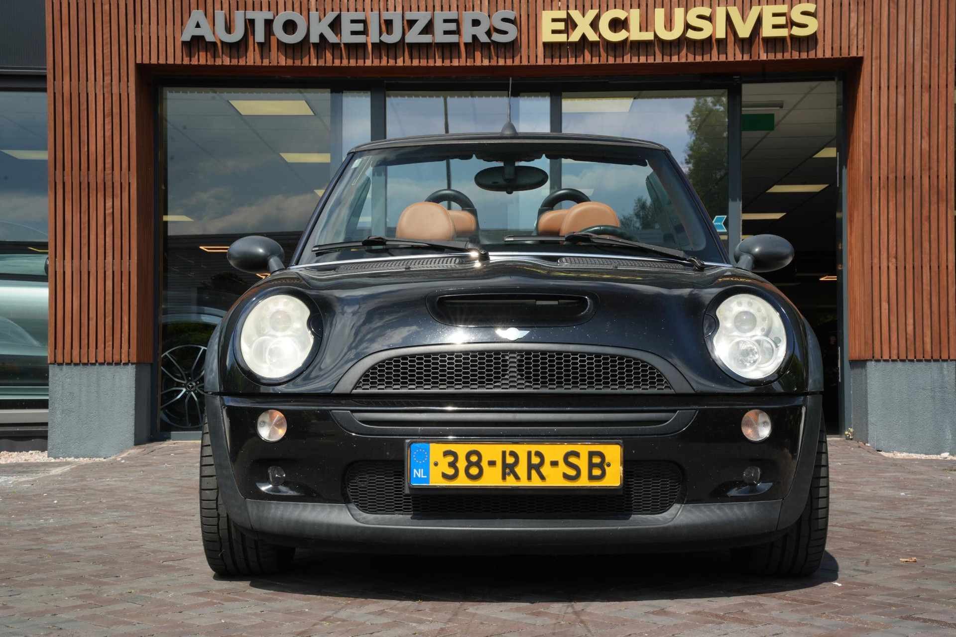 MINI Cabrio 1.6 Cooper S Chili 2005 Black ii  3