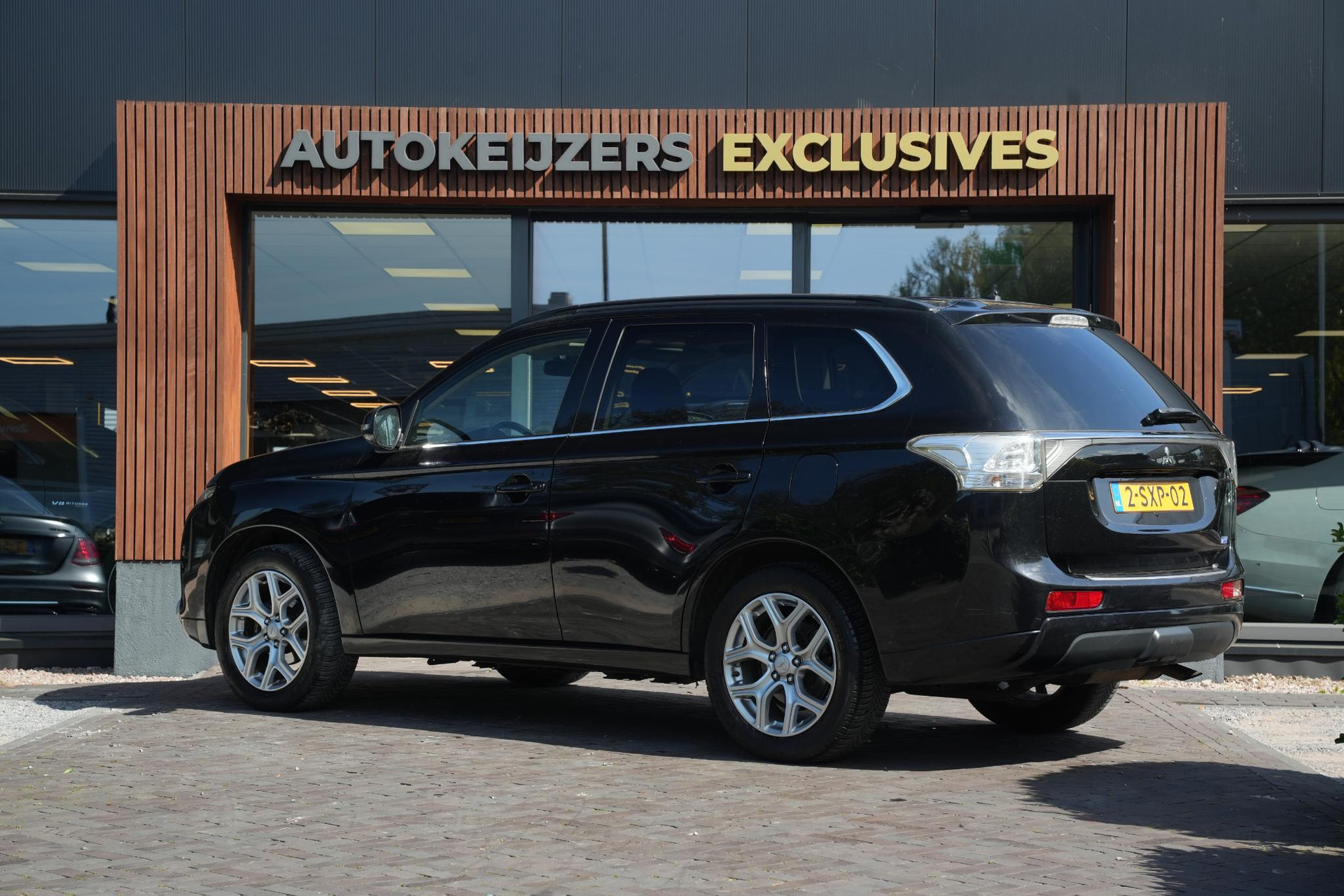 Mitsubishi Outlander 2.0 PHEV instyle 2013 Amethyst black p 6