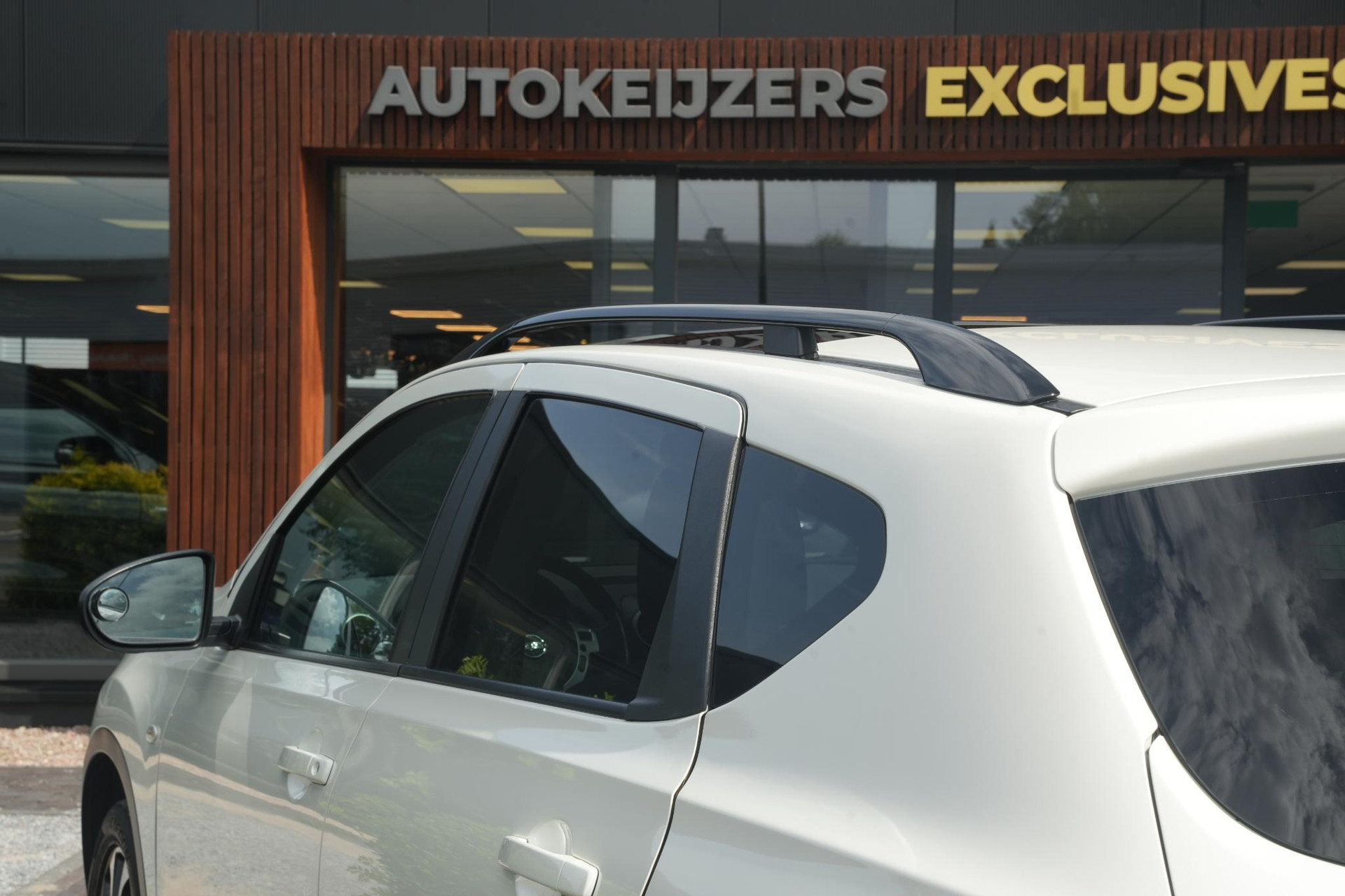 Nissan QASHQAI 1.6 360 2013  13
