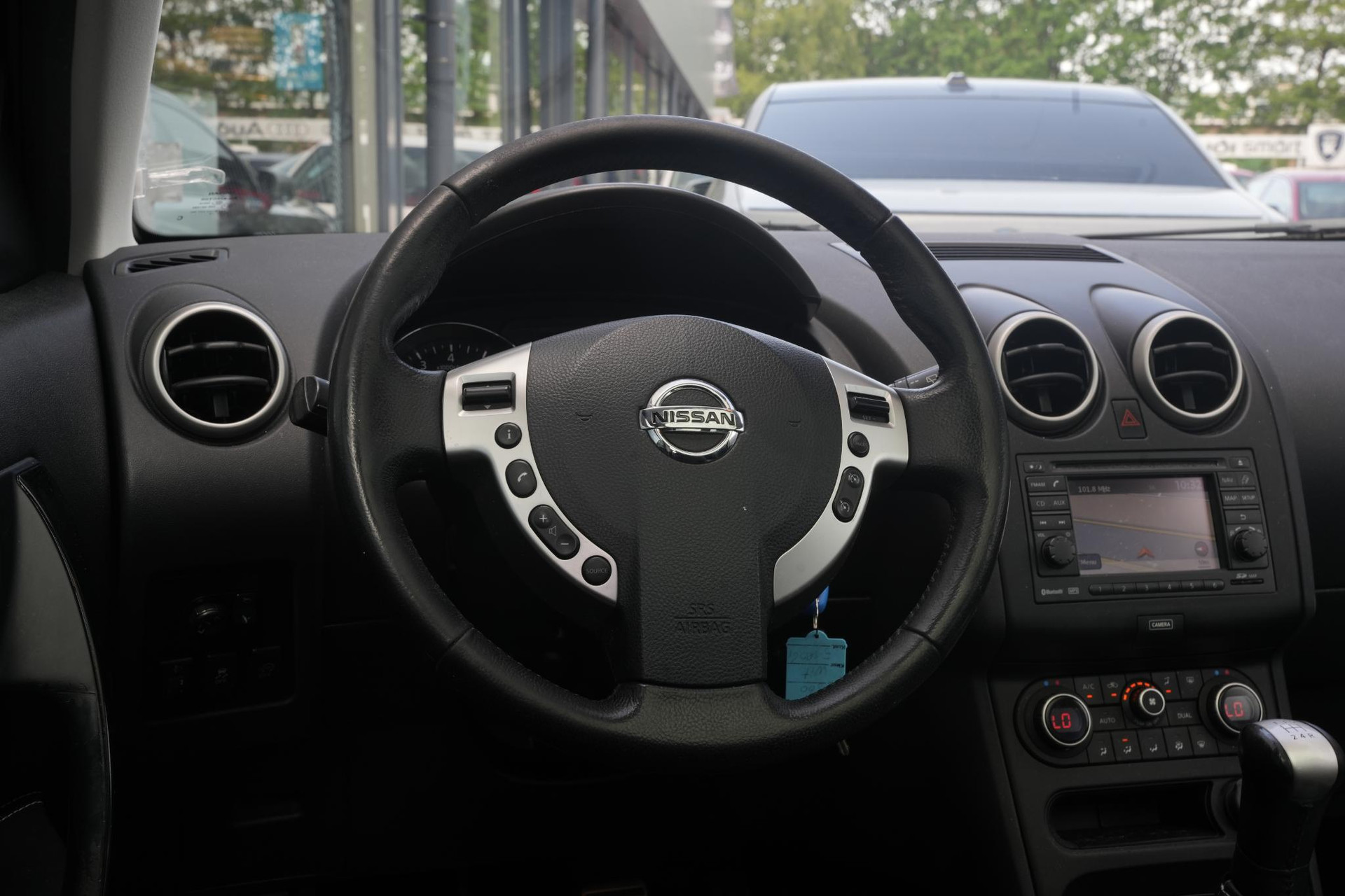 Nissan QASHQAI 1.6 360 2013  16