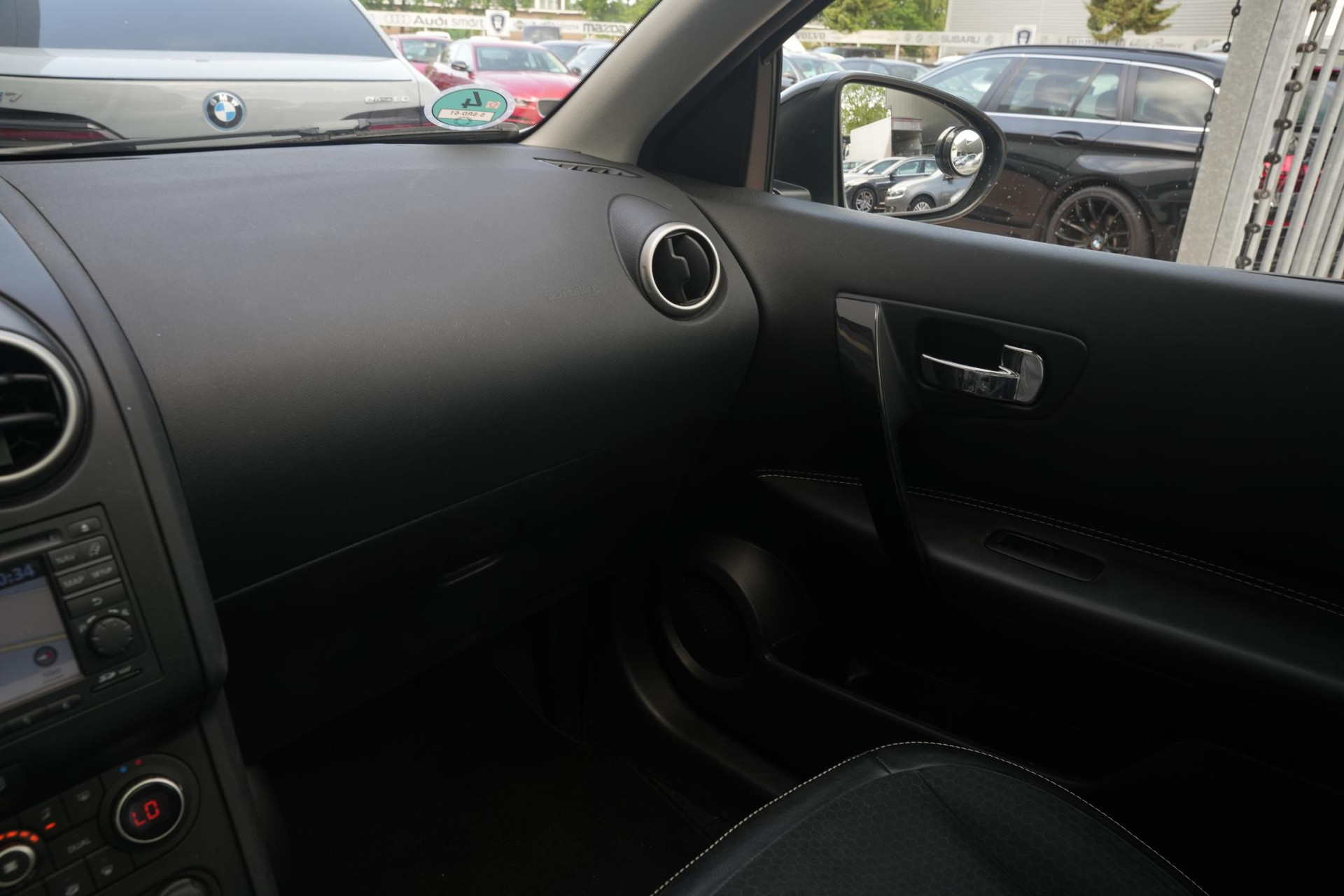 Nissan QASHQAI 1.6 360 2013  29