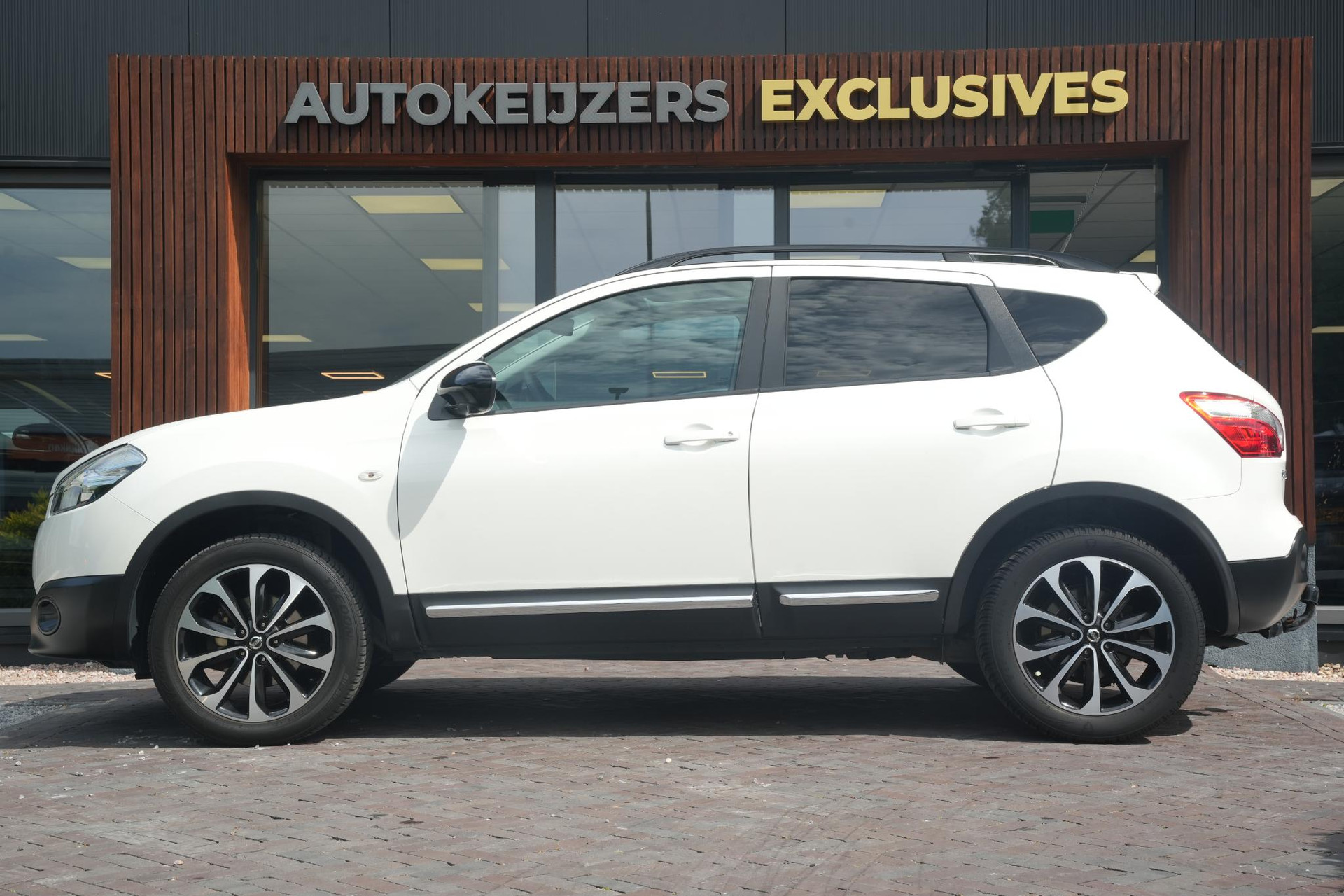 Nissan QASHQAI 1.6 360 2013  5