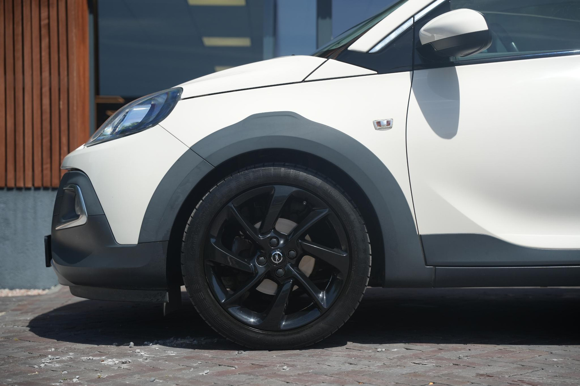 Opel ADAM 1.4 Glam Favourite 2015  11