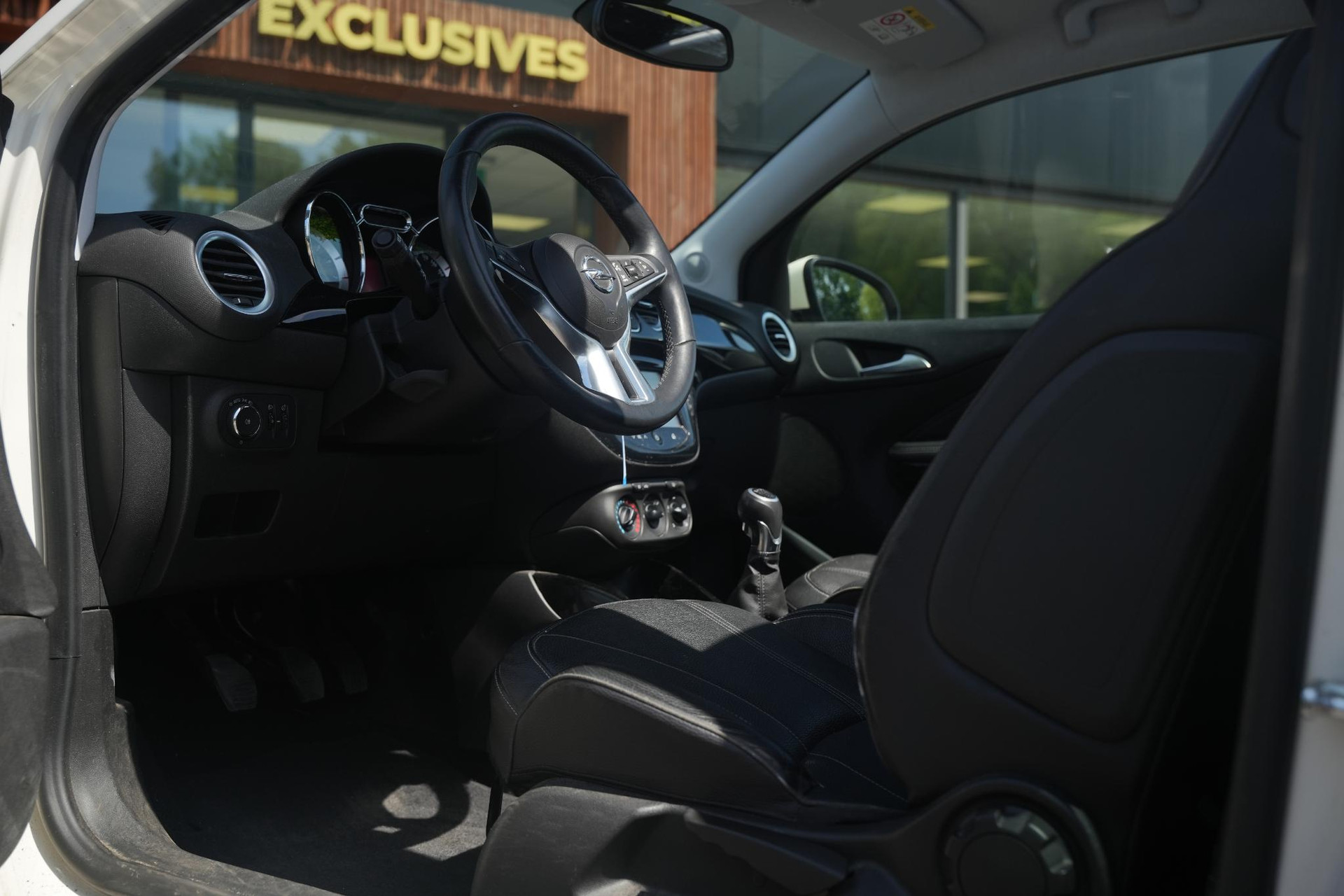 Opel ADAM 1.4 Glam Favourite 2015  12