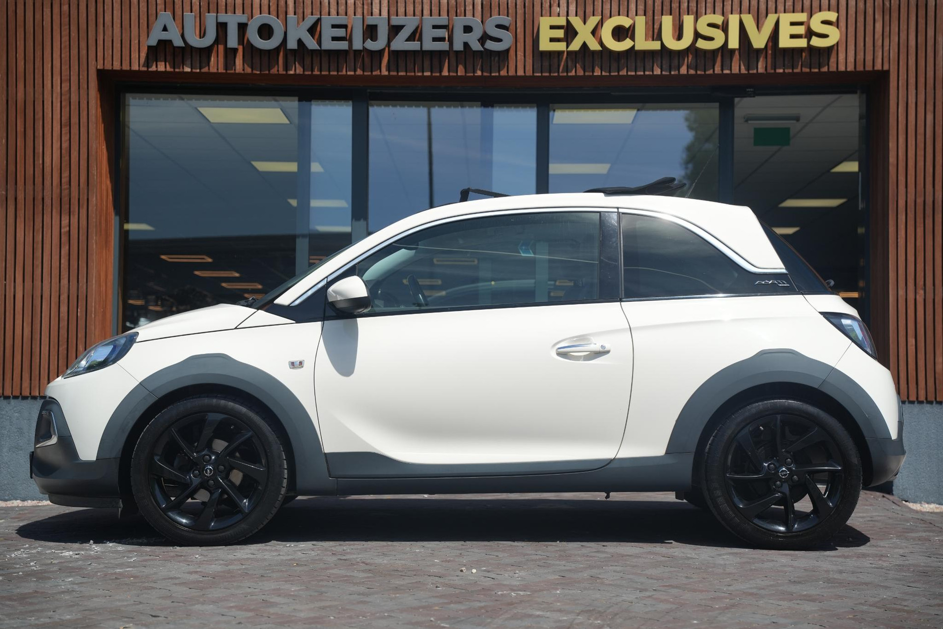 Opel ADAM 1.4 Glam Favourite 2015  5