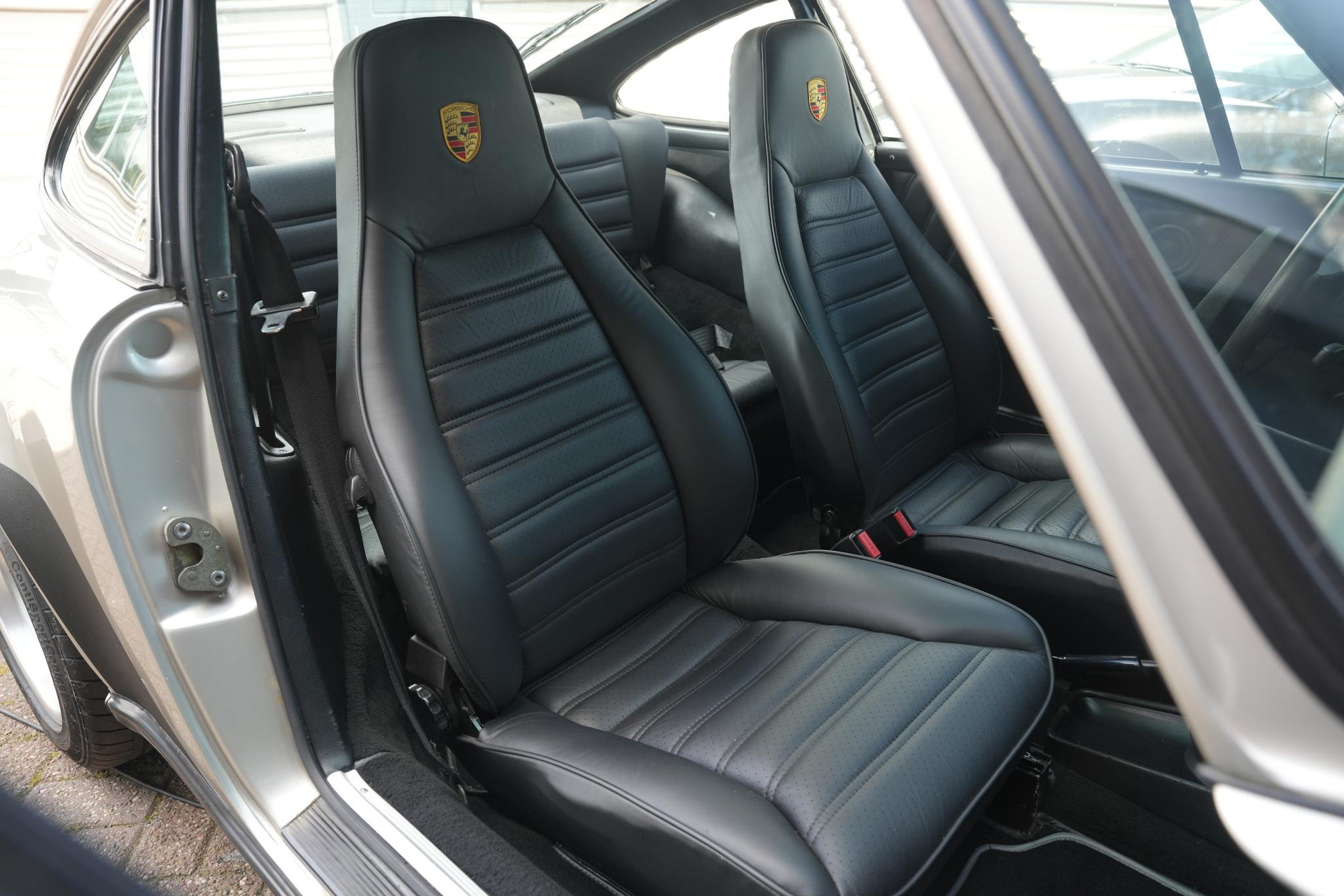 Porsche 911 3.2 Coupé 1983  18