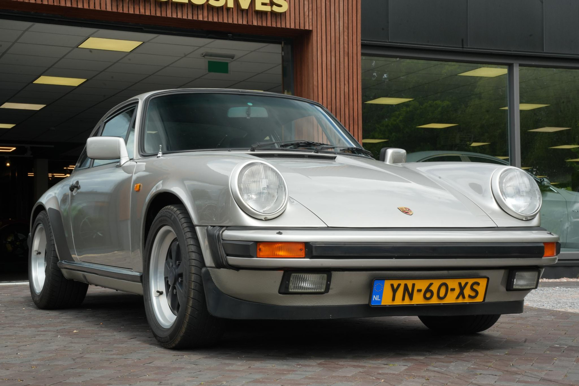 Porsche 911 3.2 Coupé 1983  5