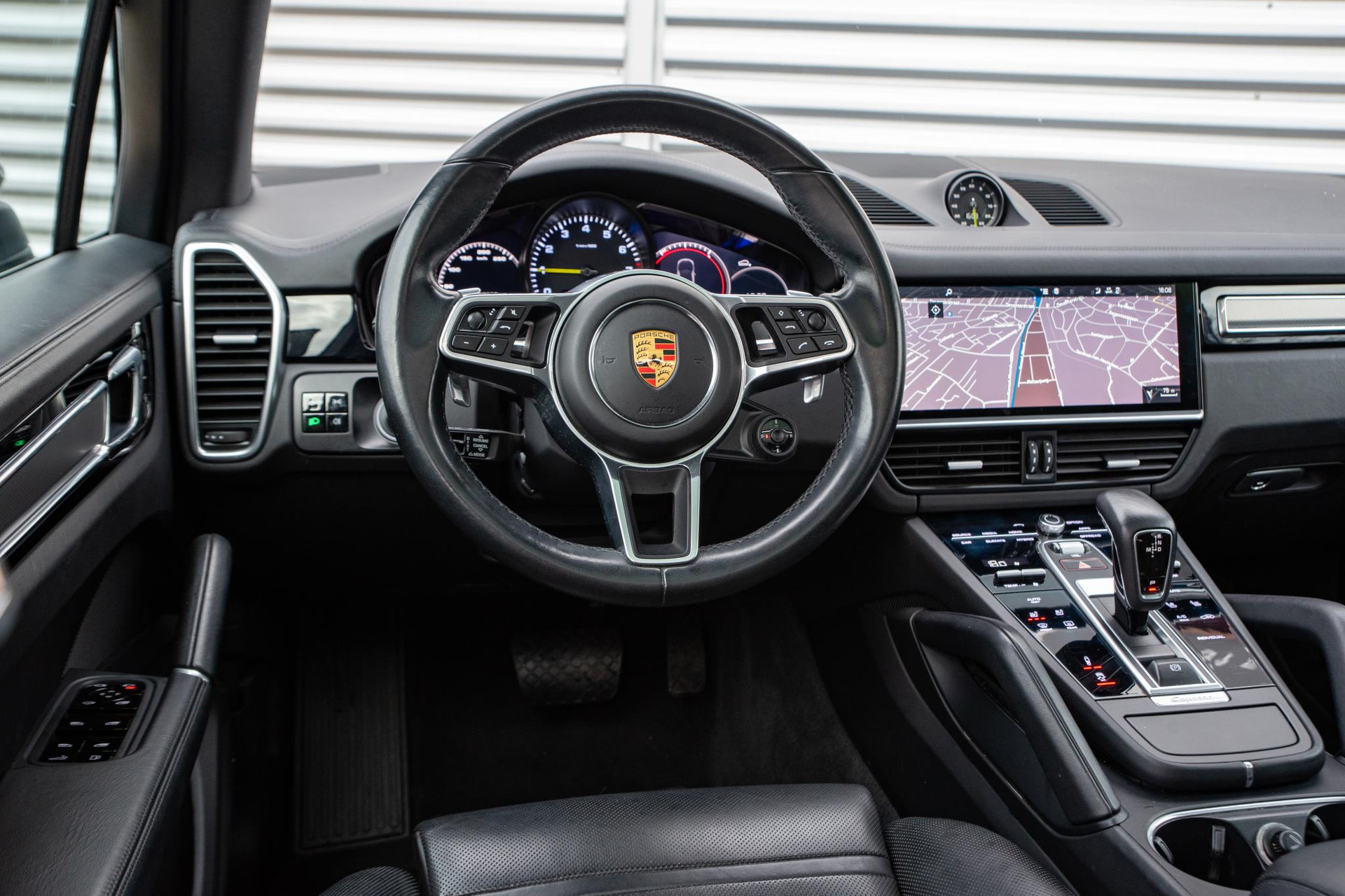Porsche Cayenne 3.0 E-Hybrid 2018  13