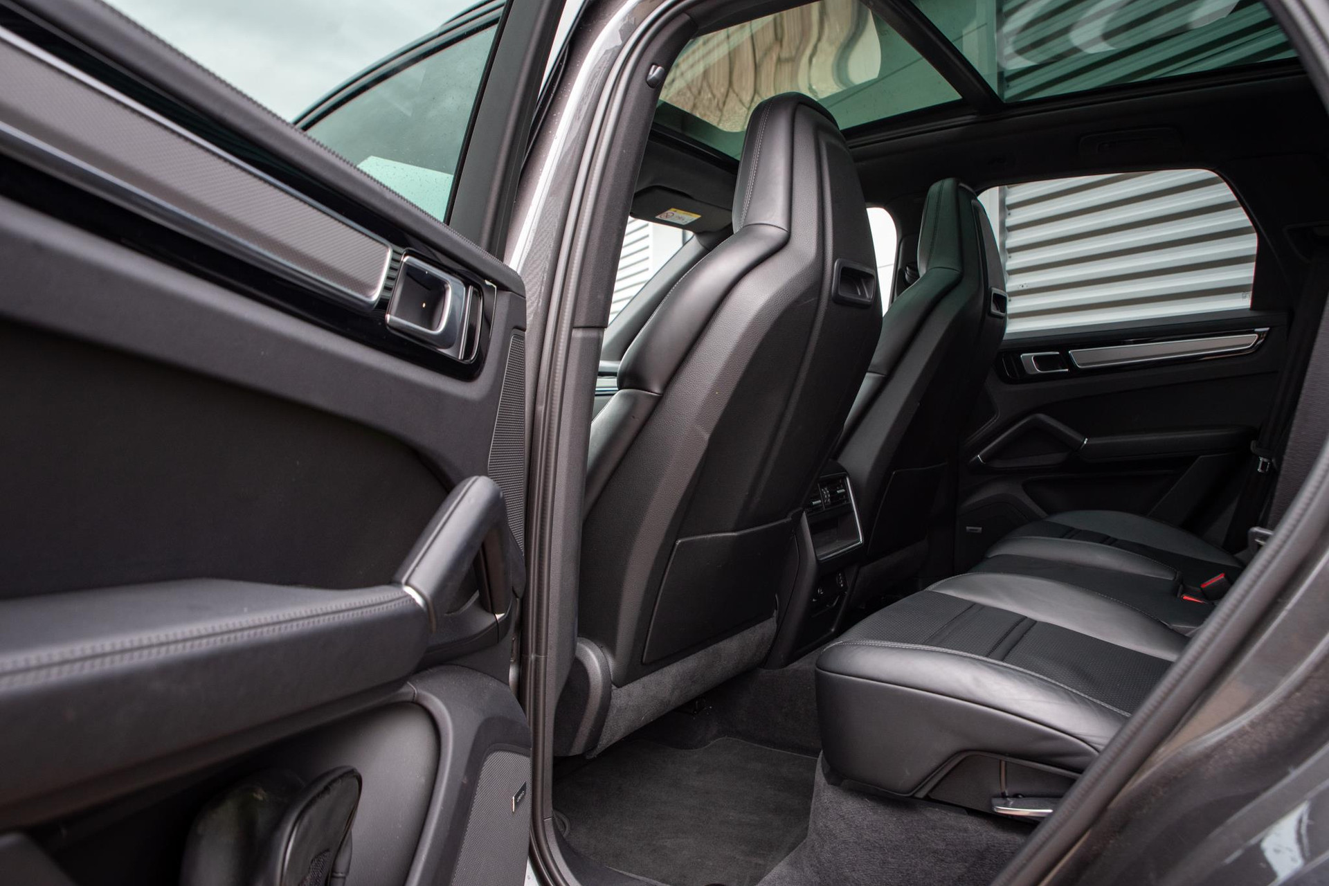 Porsche Cayenne 3.0 E-Hybrid 2018  15