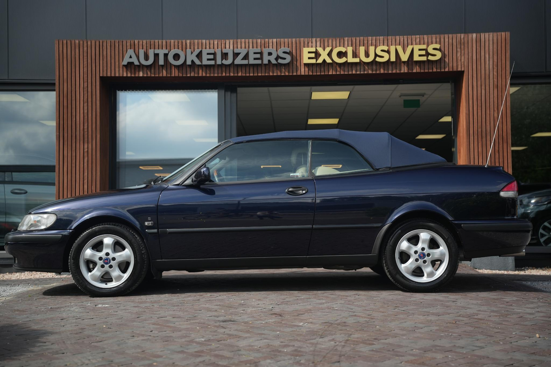 Saab 9-3 Cabrio 2.0t S 2001  4