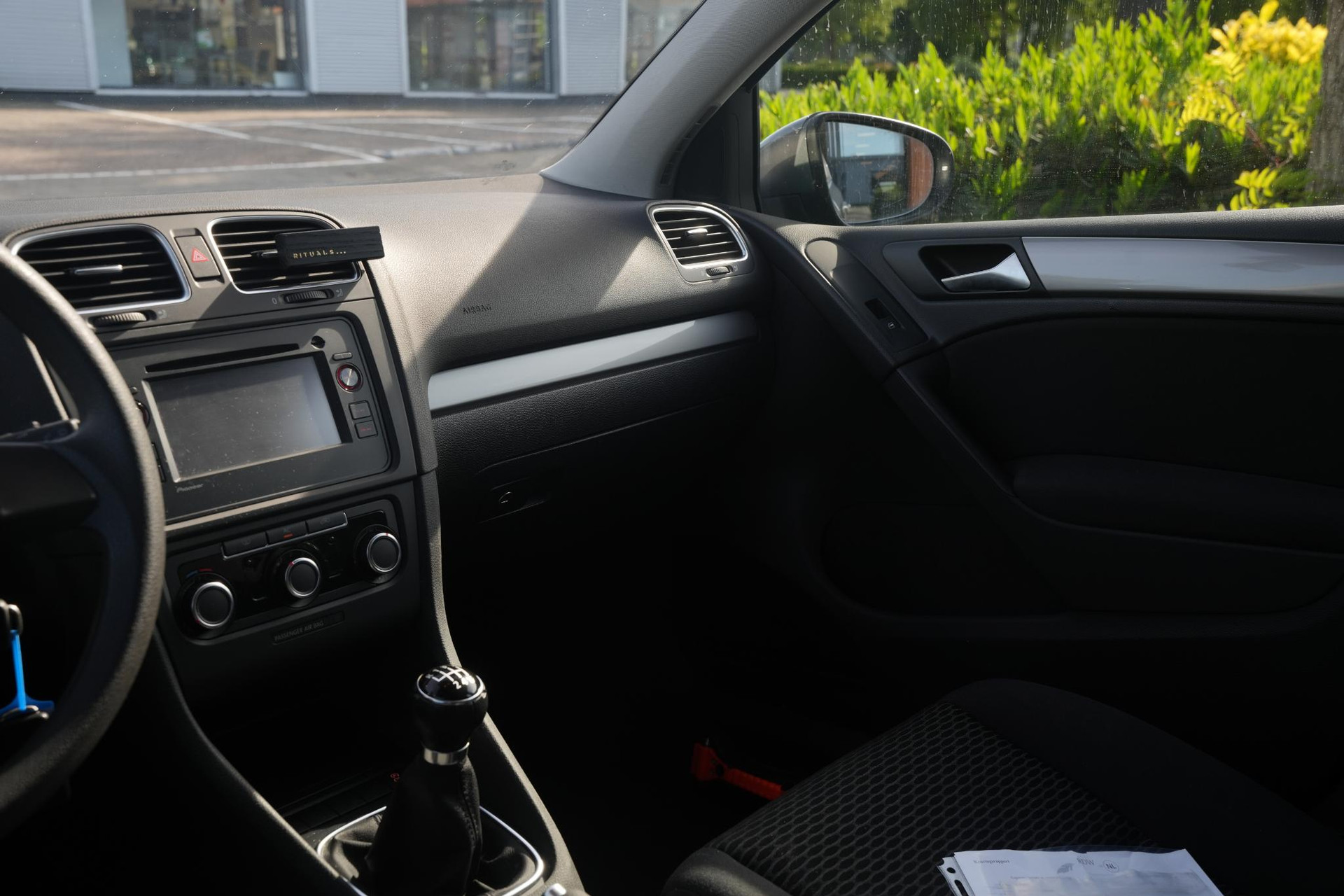 Volkswagen Golf 1.2 TSI Trendline BlueMotion 2011 United grey metallic 8
