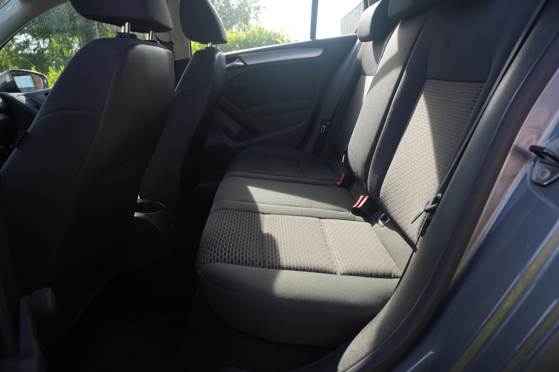 Volkswagen Golf 1.2 TSI Trendline BlueMotion 2011 United grey metallic 9