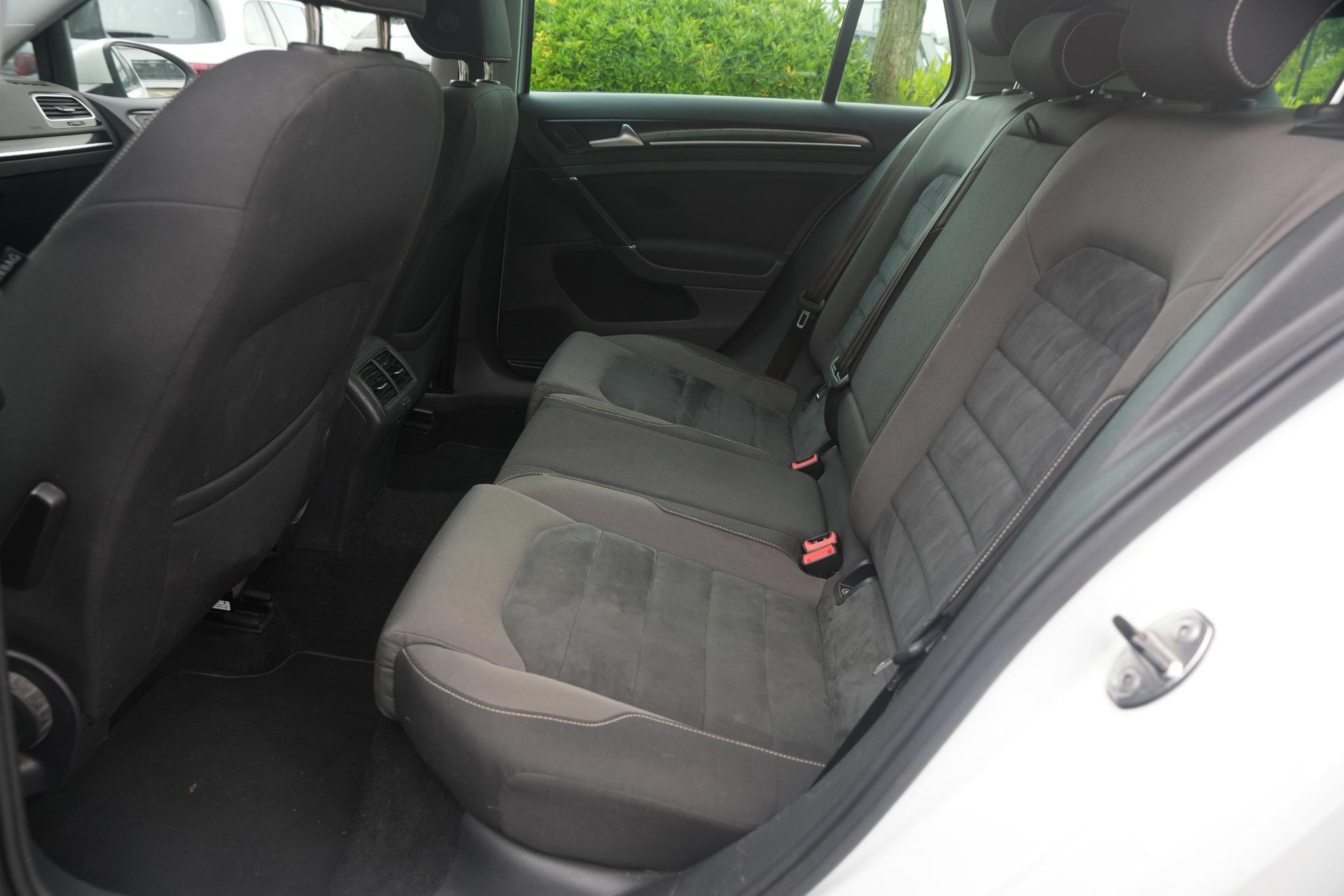 Volkswagen Golf 1.4 TSI ACT Highline 2013 Oryx white pearl 16