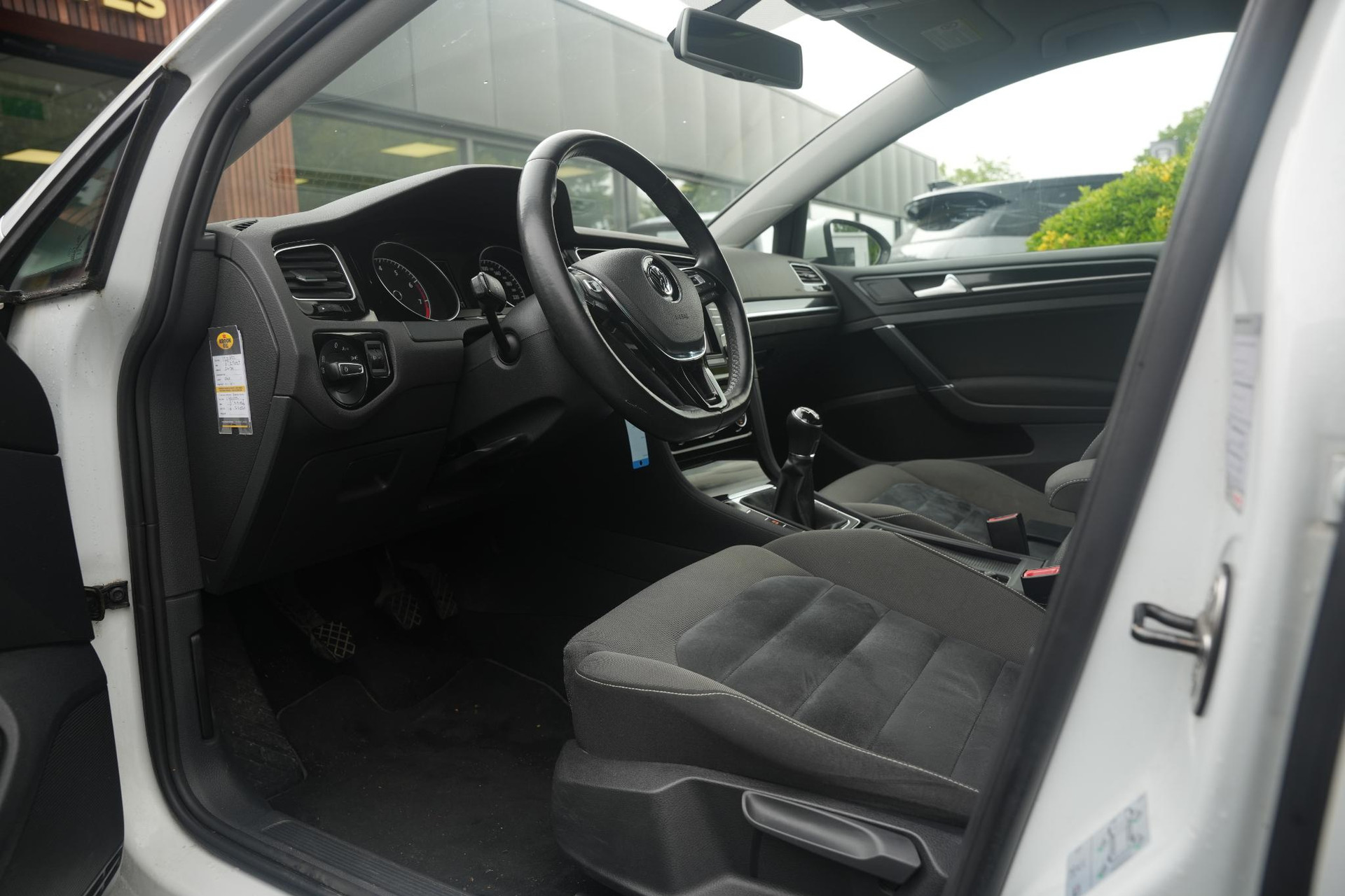 Volkswagen Golf 1.4 TSI ACT Highline 2013 Oryx white pearl 17