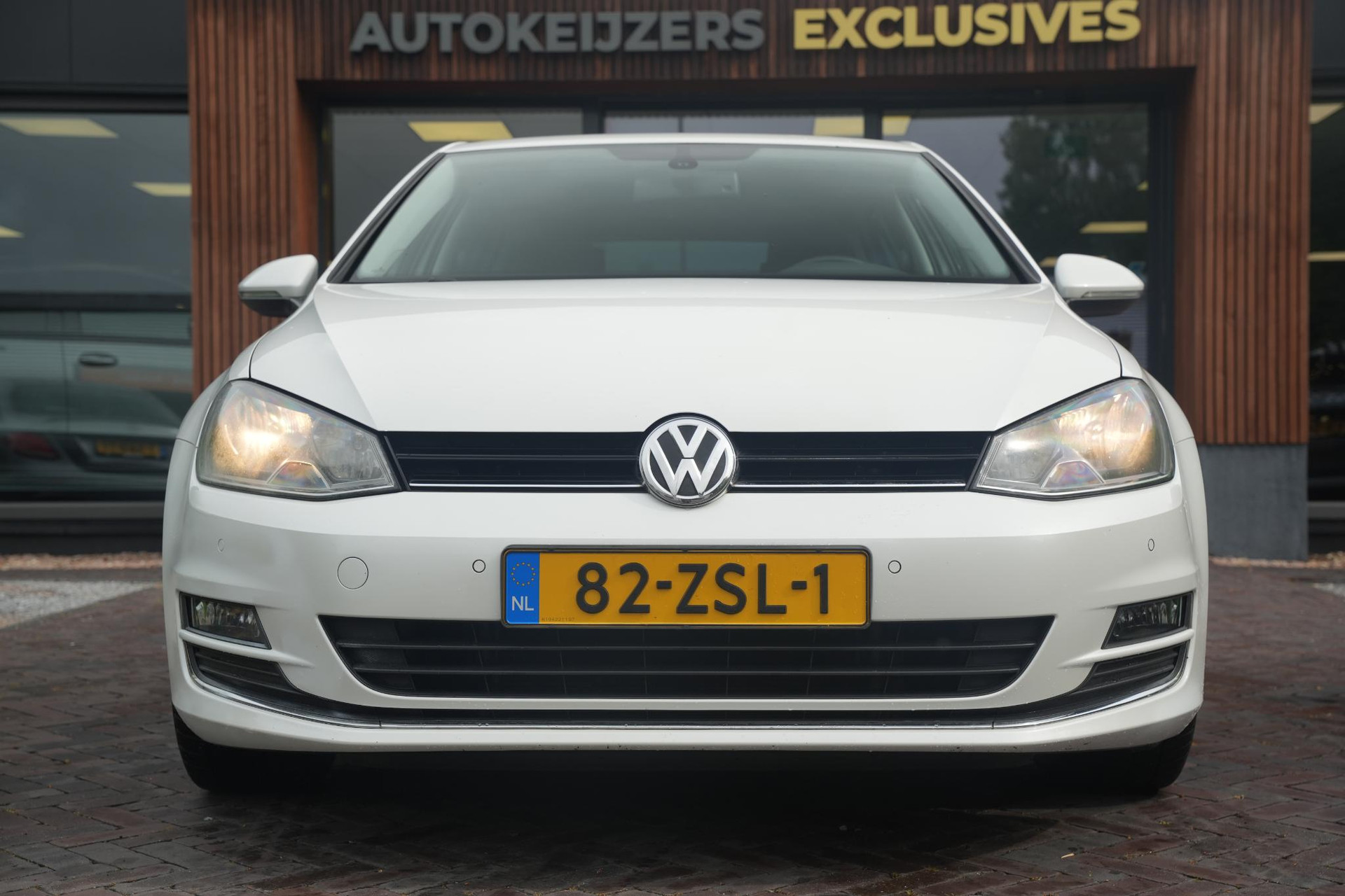 Volkswagen Golf 1.4 TSI ACT Highline 2013 Oryx white pearl 2