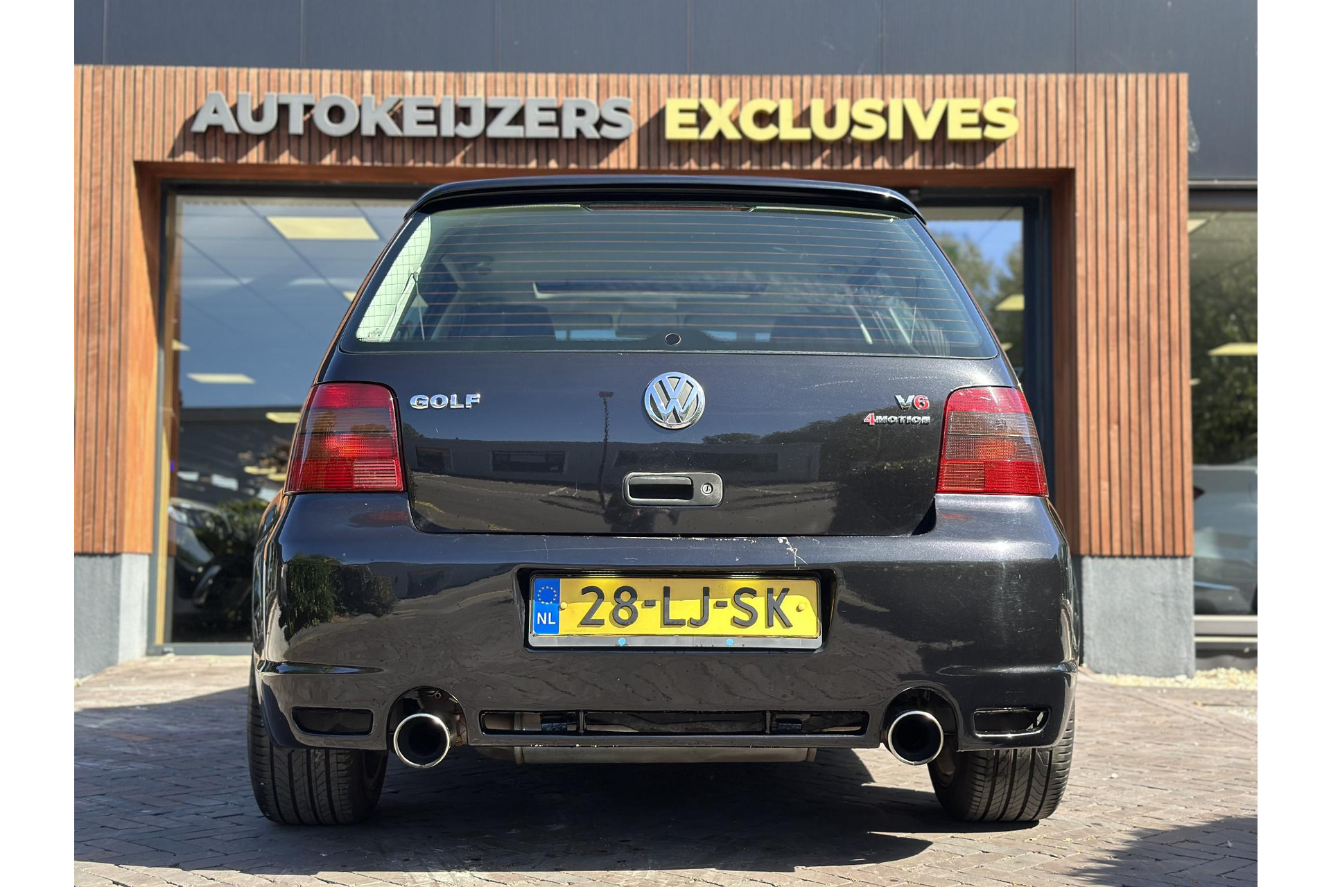 Volkswagen Golf 2.8 V6 4Motion 1999 Black magic pearl effect (Z4) 23
