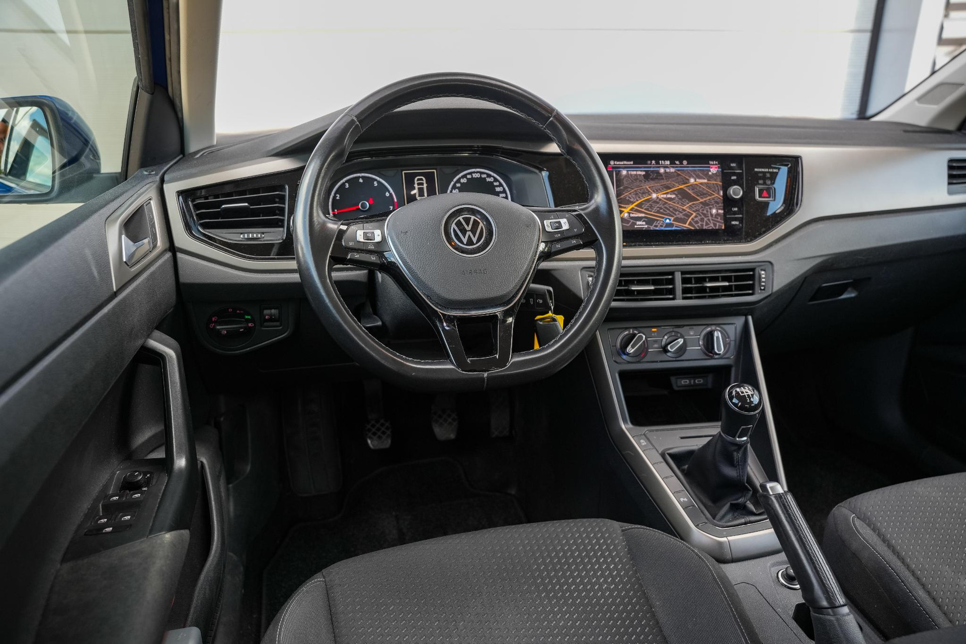 Volkswagen Polo 1.0 TSI Comfortline 2021 Reef blue 4
