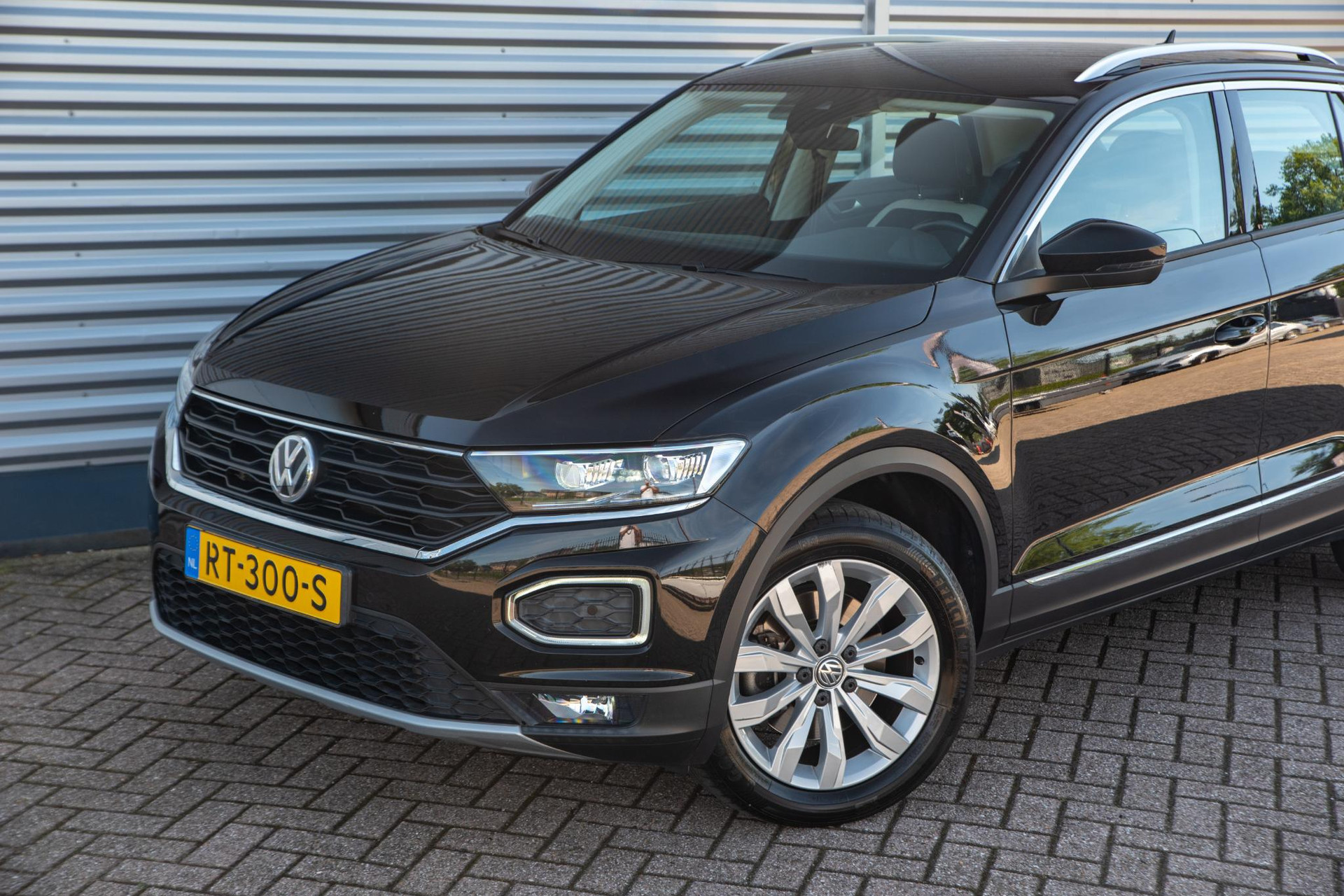 Volkswagen T-Roc 2.0 TSI 4Motion Sport 2018 Deep black pearl 26