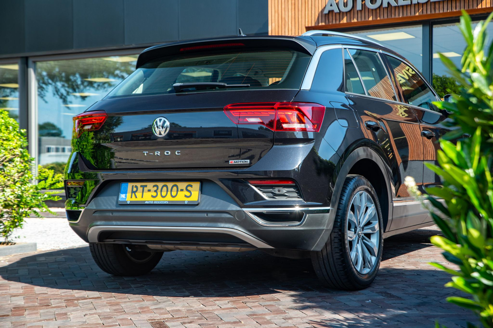 Volkswagen T-Roc 2.0 TSI 4Motion Sport 2018 Deep black pearl 7