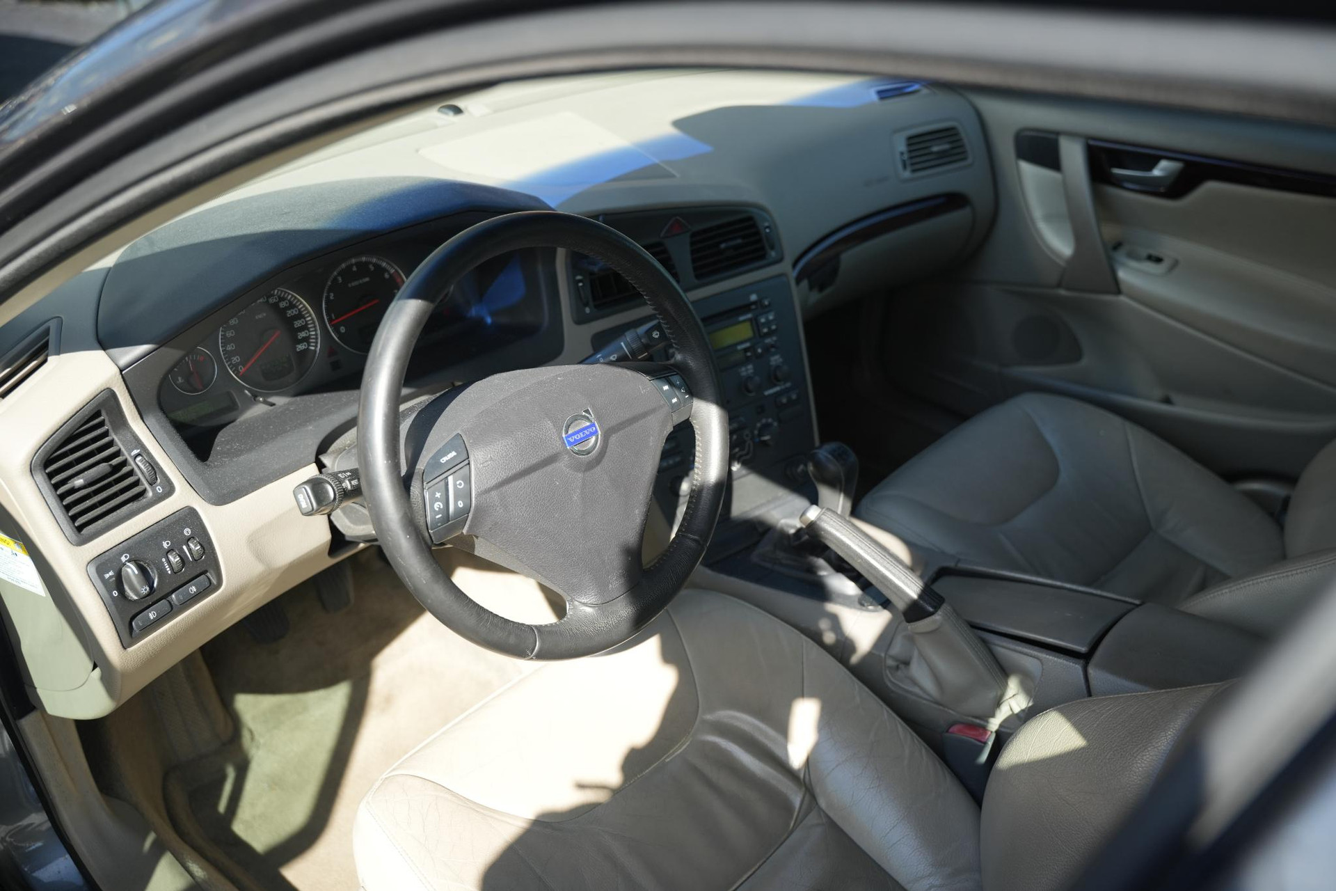 Volvo S60 2.4 Sports Edition 2004 TITANIUM GREY PEARL (455) 10