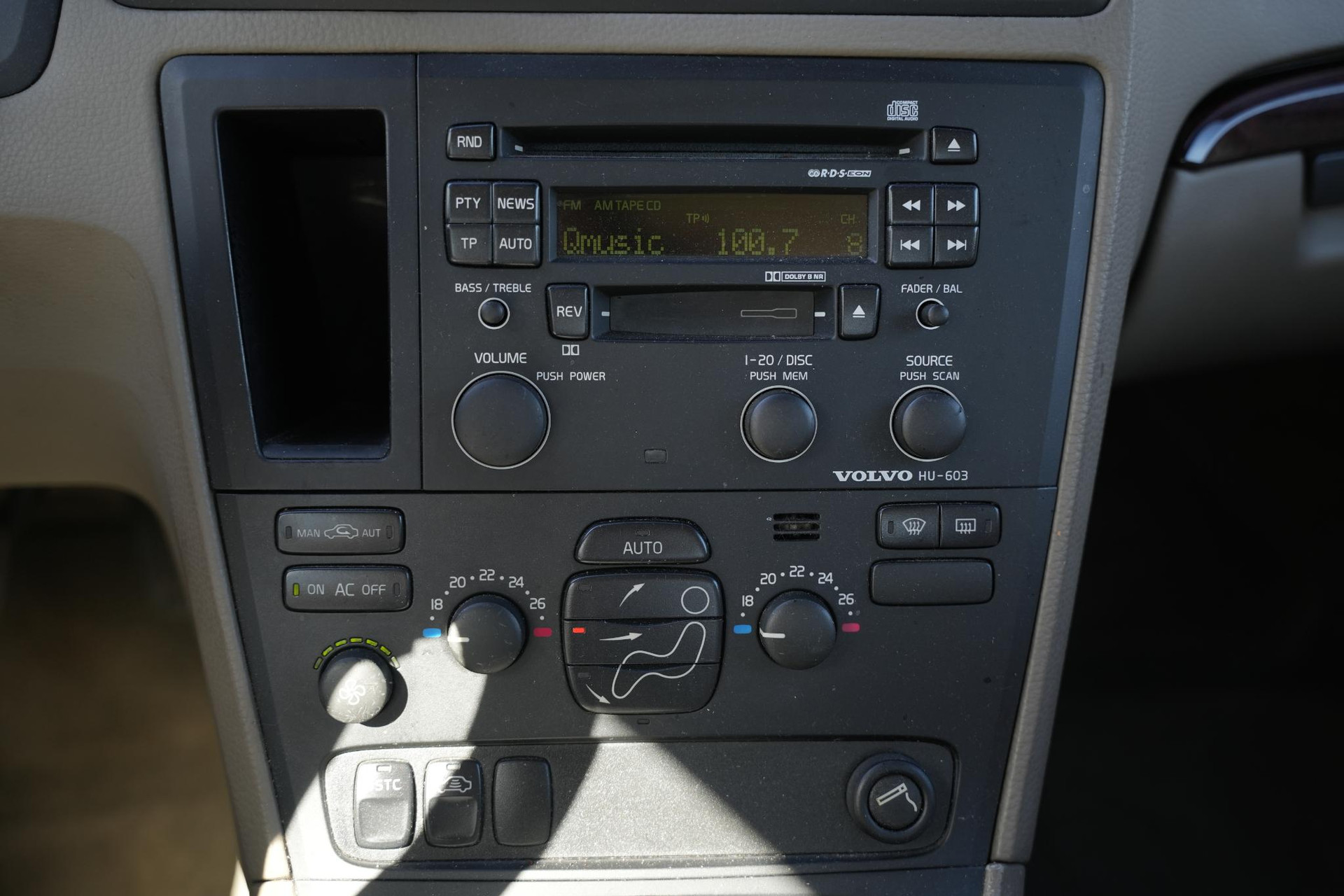 Volvo S60 2.4 Sports Edition 2004 TITANIUM GREY PEARL (455) 13