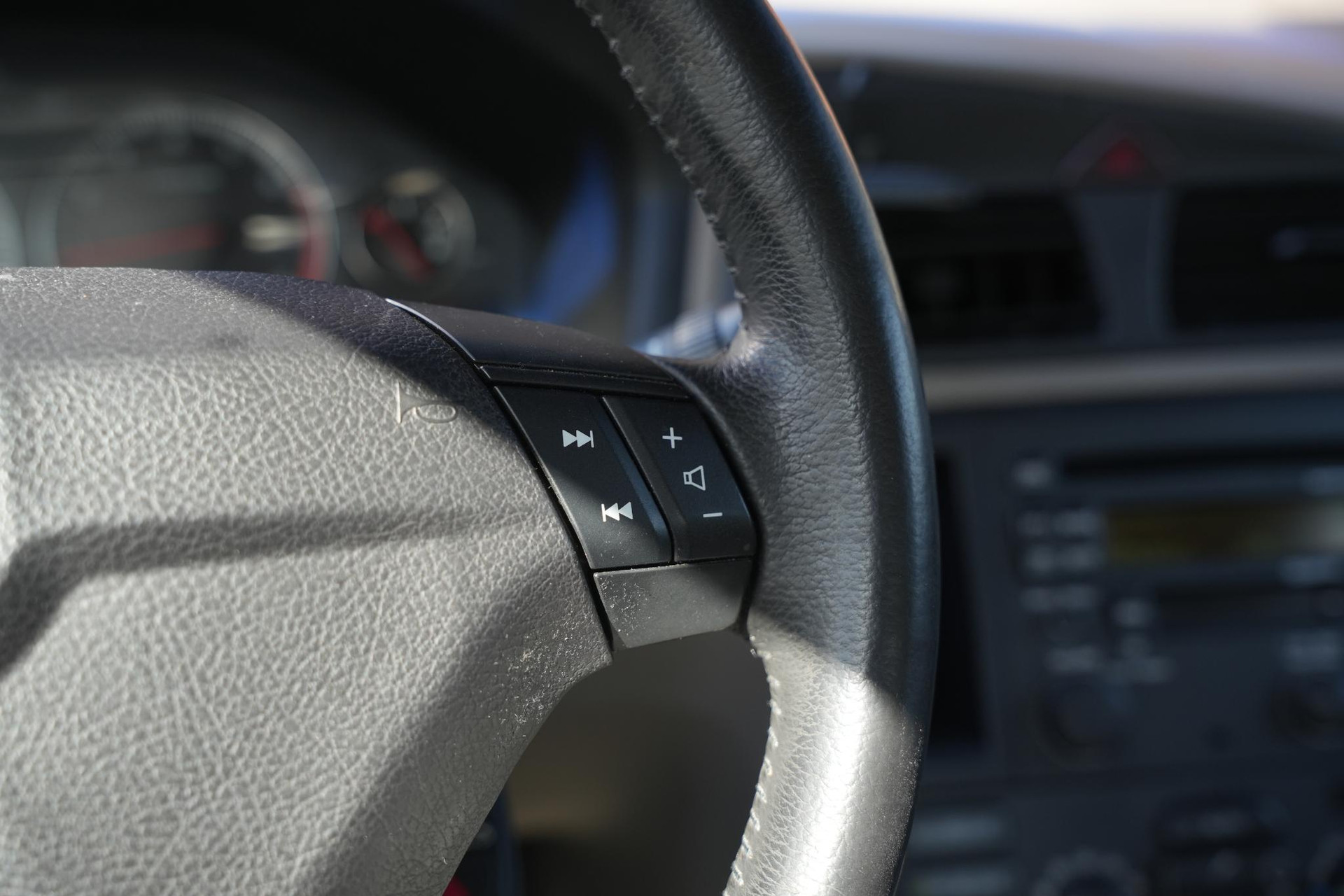 Volvo S60 2.4 Sports Edition 2004 TITANIUM GREY PEARL (455) 15
