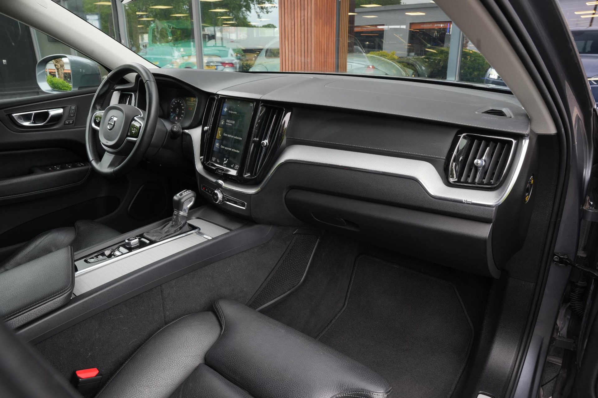Volvo XC60 2.0 D4 Inscription 2019 OSMIUM GREY (714) 39
