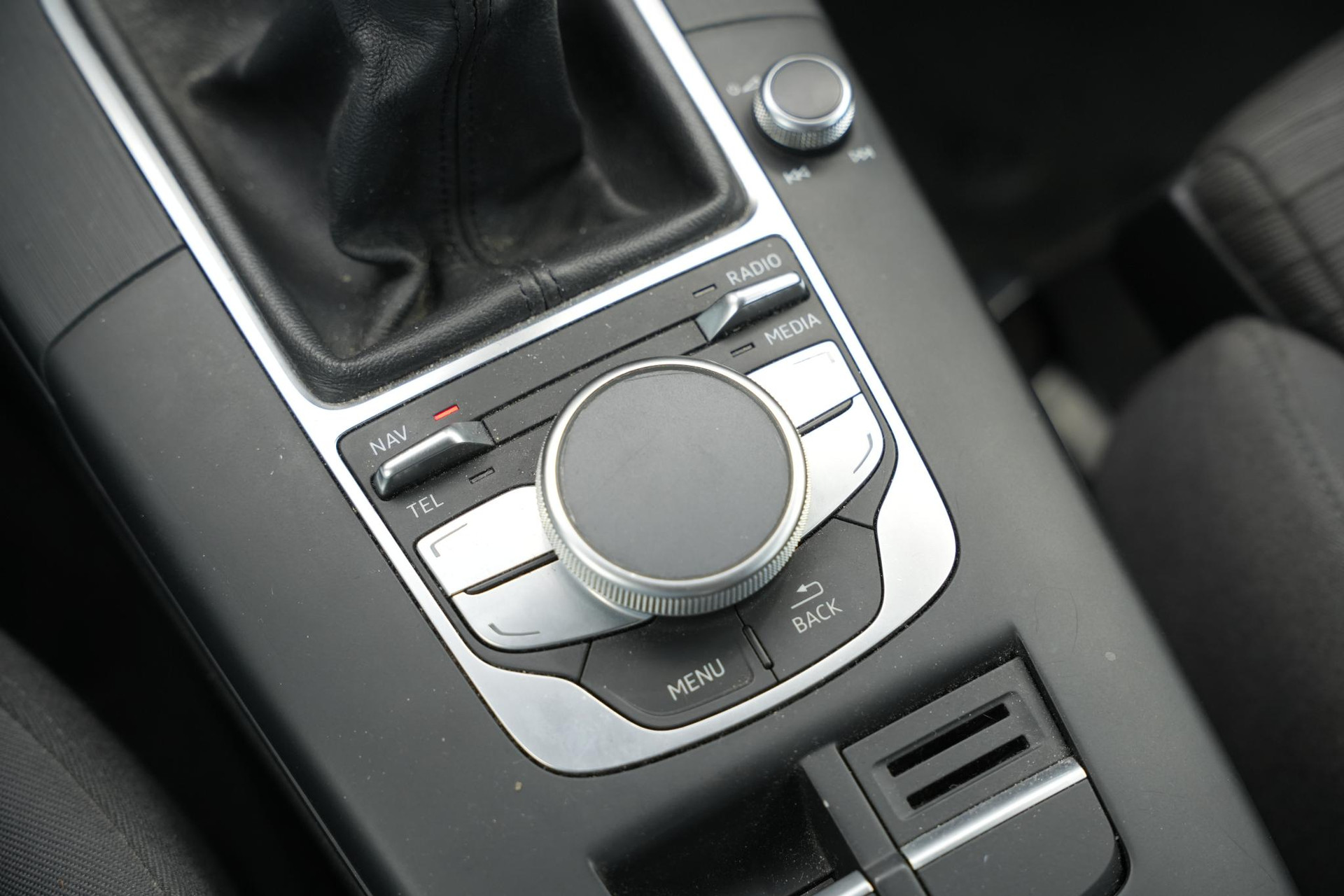 Audi A3 Limousine 1.4 TFSI Ambition Sport Edition 2015 Metallic glacier white (2Y) 20